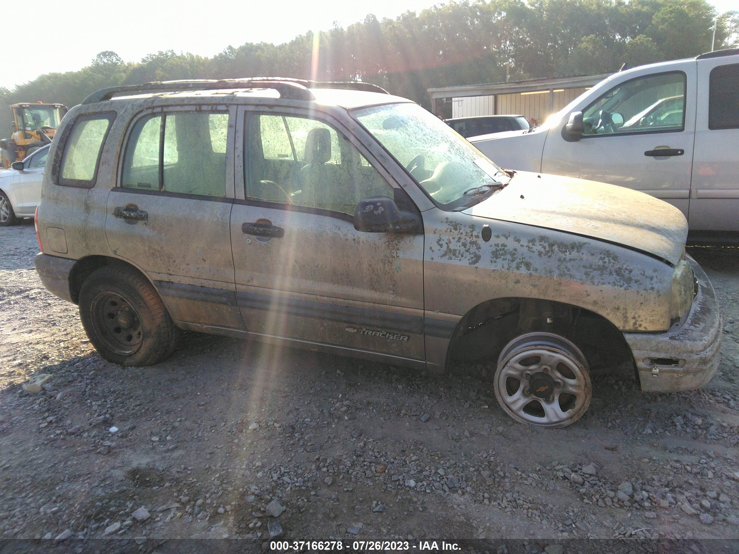 CHEVROLET TRACKER 2002 2cnbe13c226913158