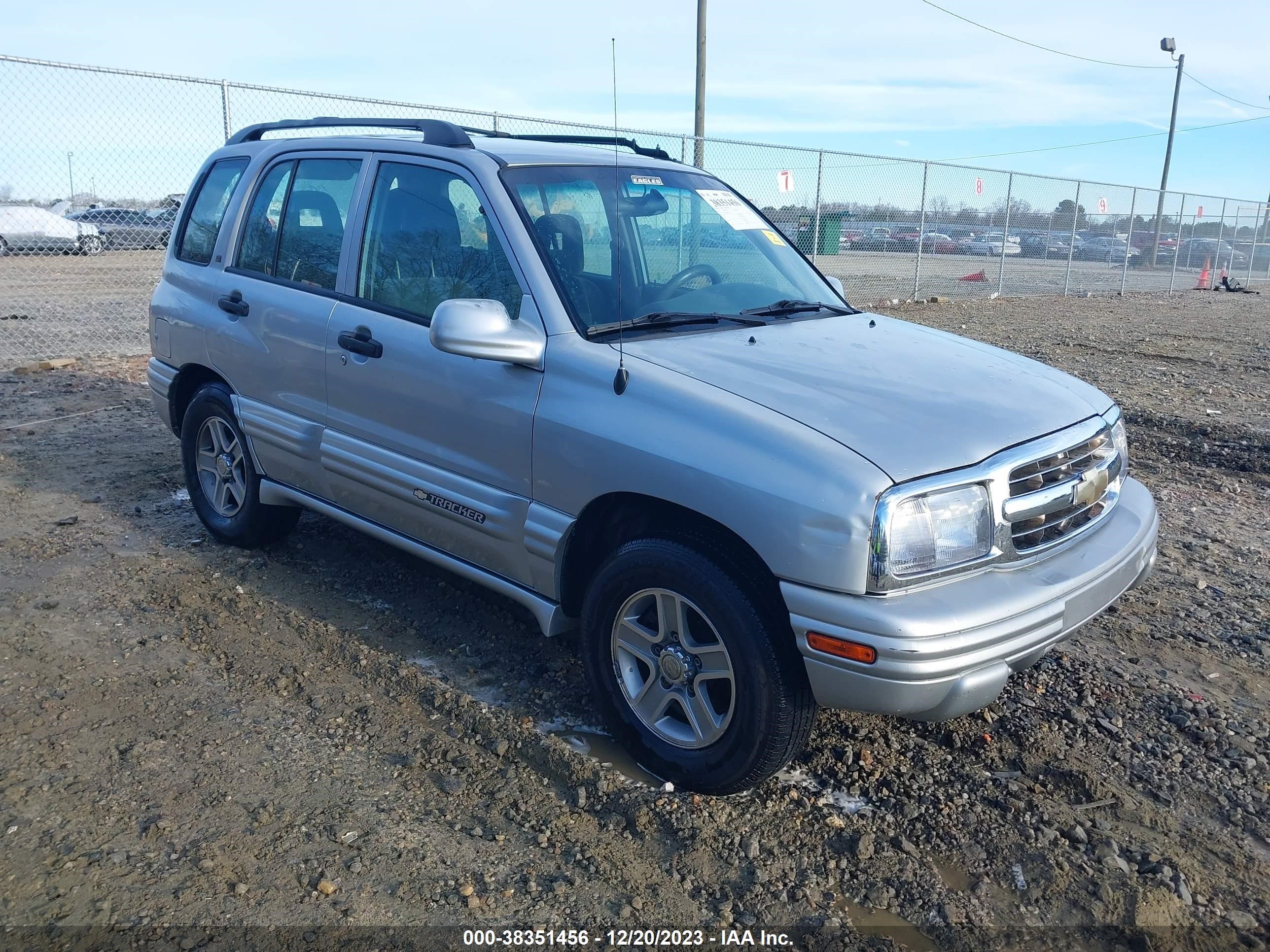 CHEVROLET TRACKER 2002 2cnbe634426914365