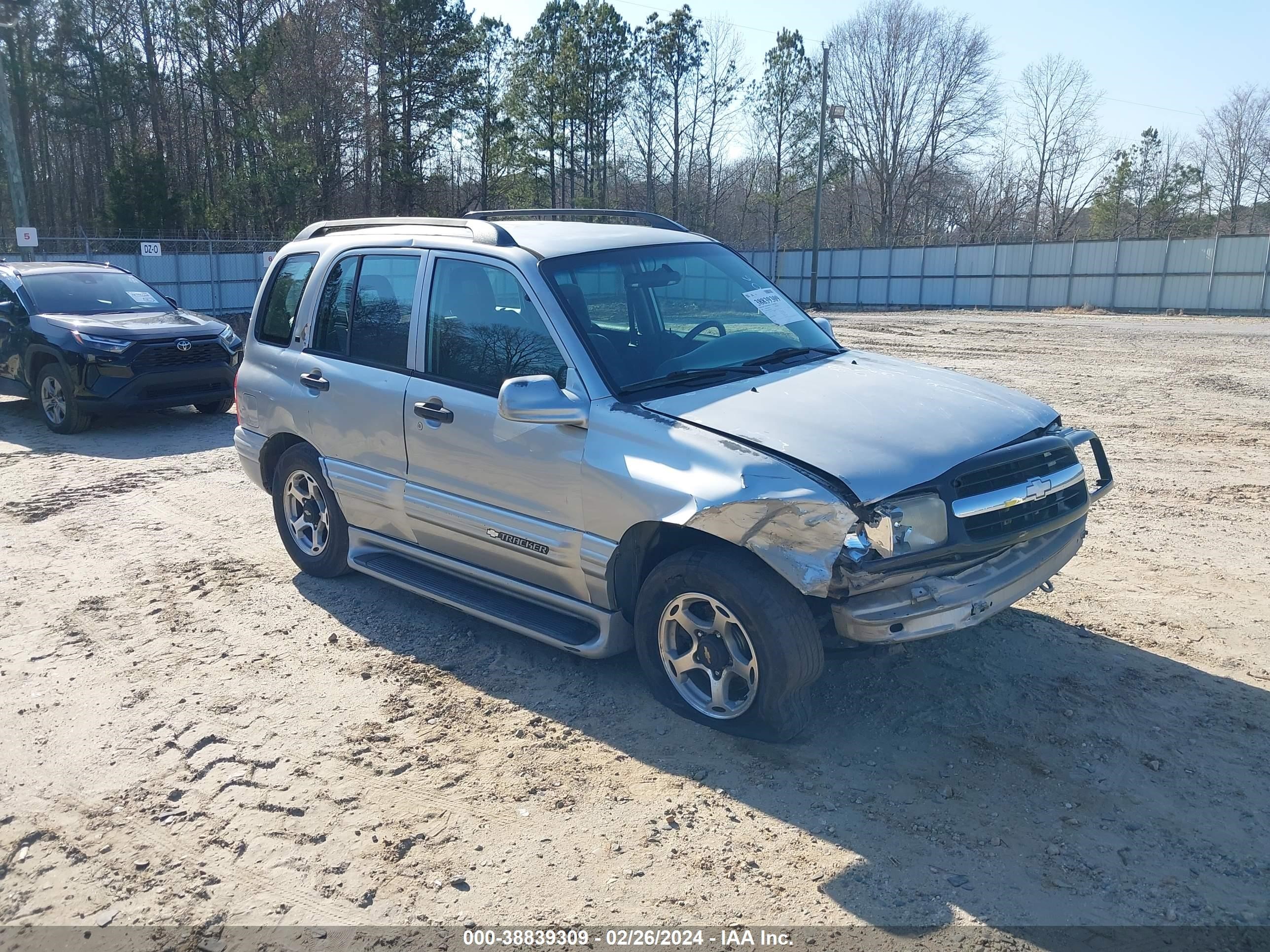 CHEVROLET TRACKER 2001 2cnbe634816911306