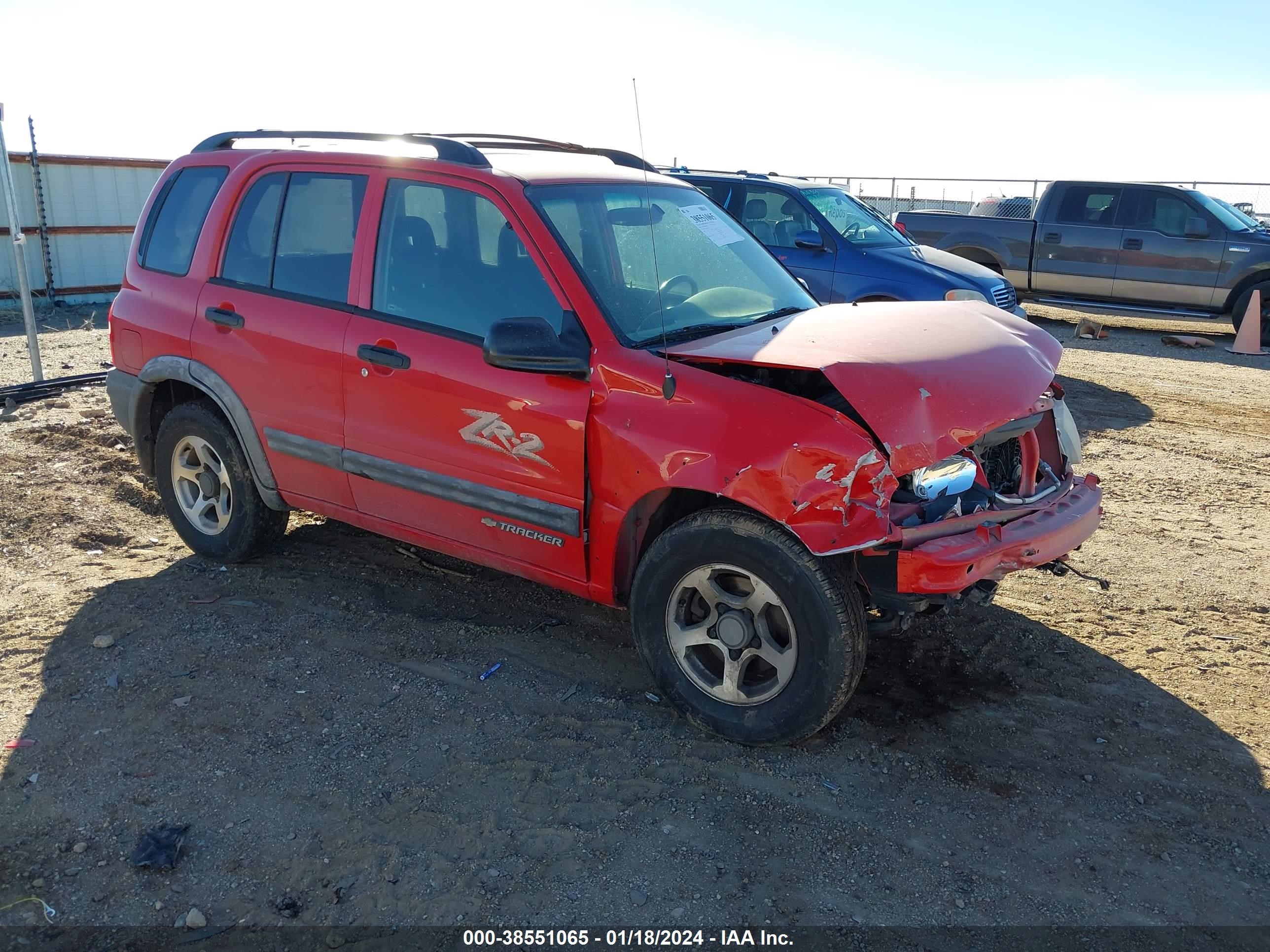 CHEVROLET TRACKER 2004 2cnbj734246915776