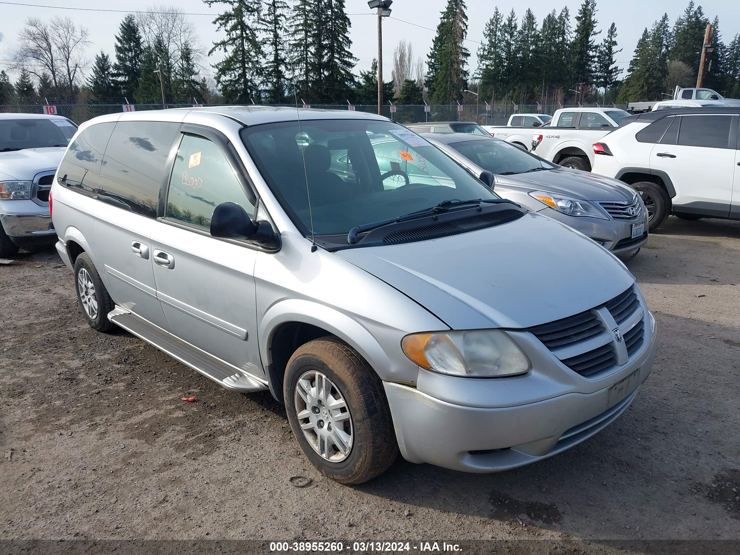 DODGE CARAVAN 2005 2d4gp24r25r318538