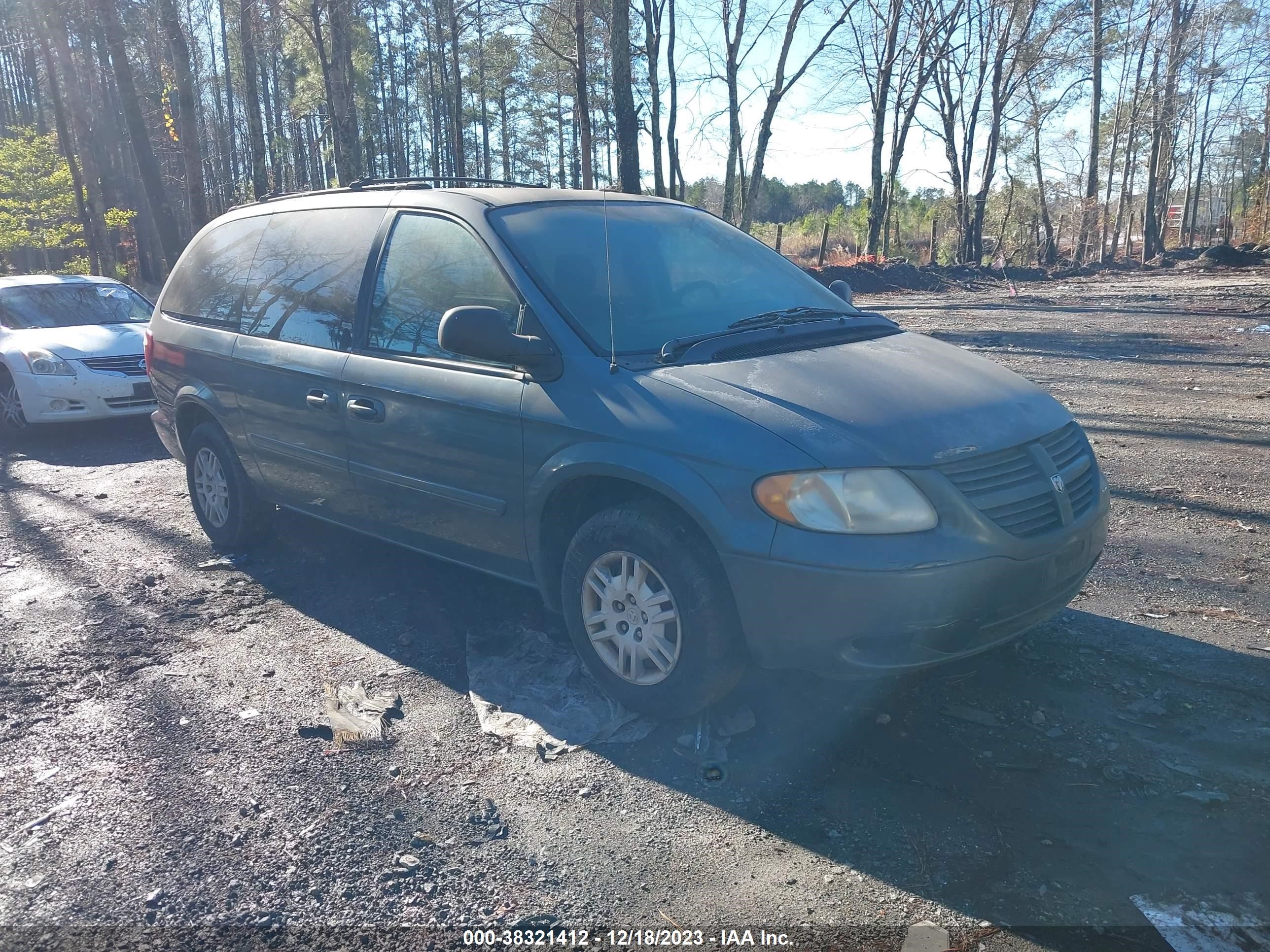 DODGE CARAVAN 2005 2d4gp24r75r231038