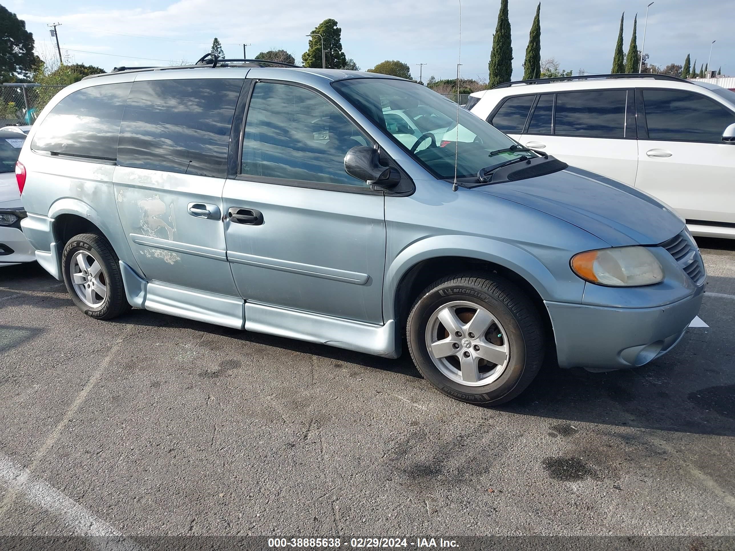 DODGE CARAVAN 2006 2d4gp44l06r789449