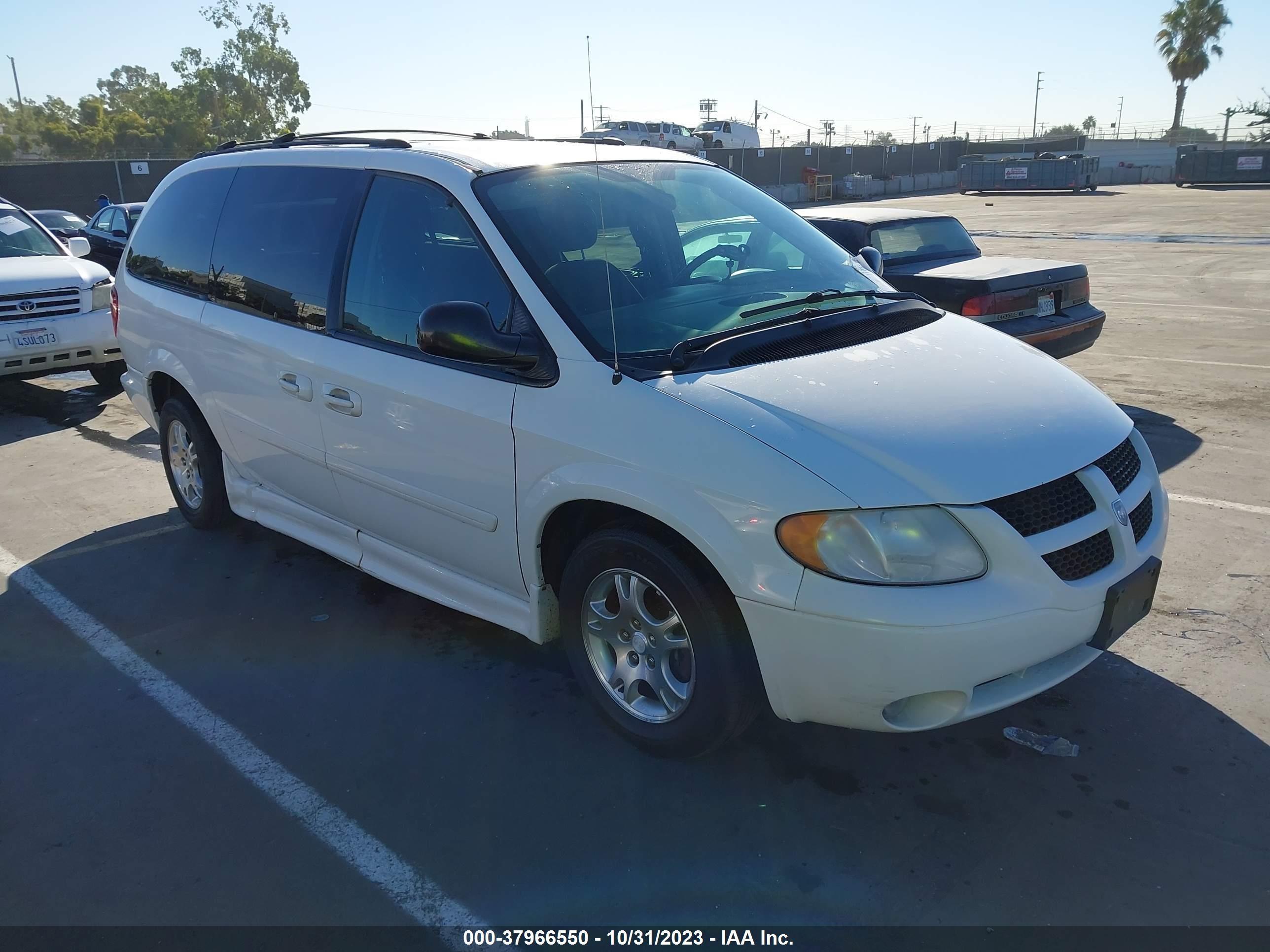 DODGE CARAVAN 2004 2d4gp44l14r609621