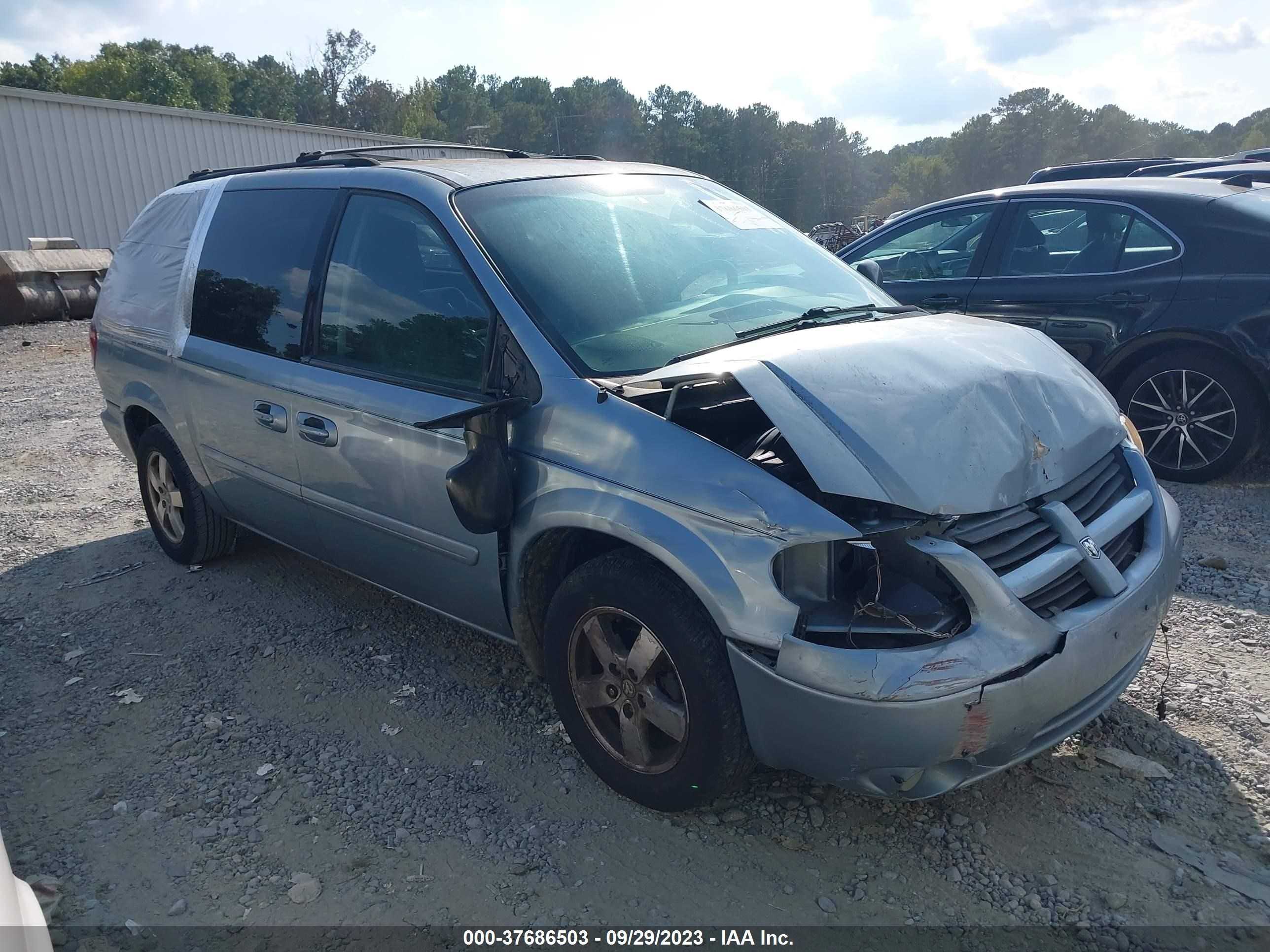 DODGE CARAVAN 2006 2d4gp44l16r770702