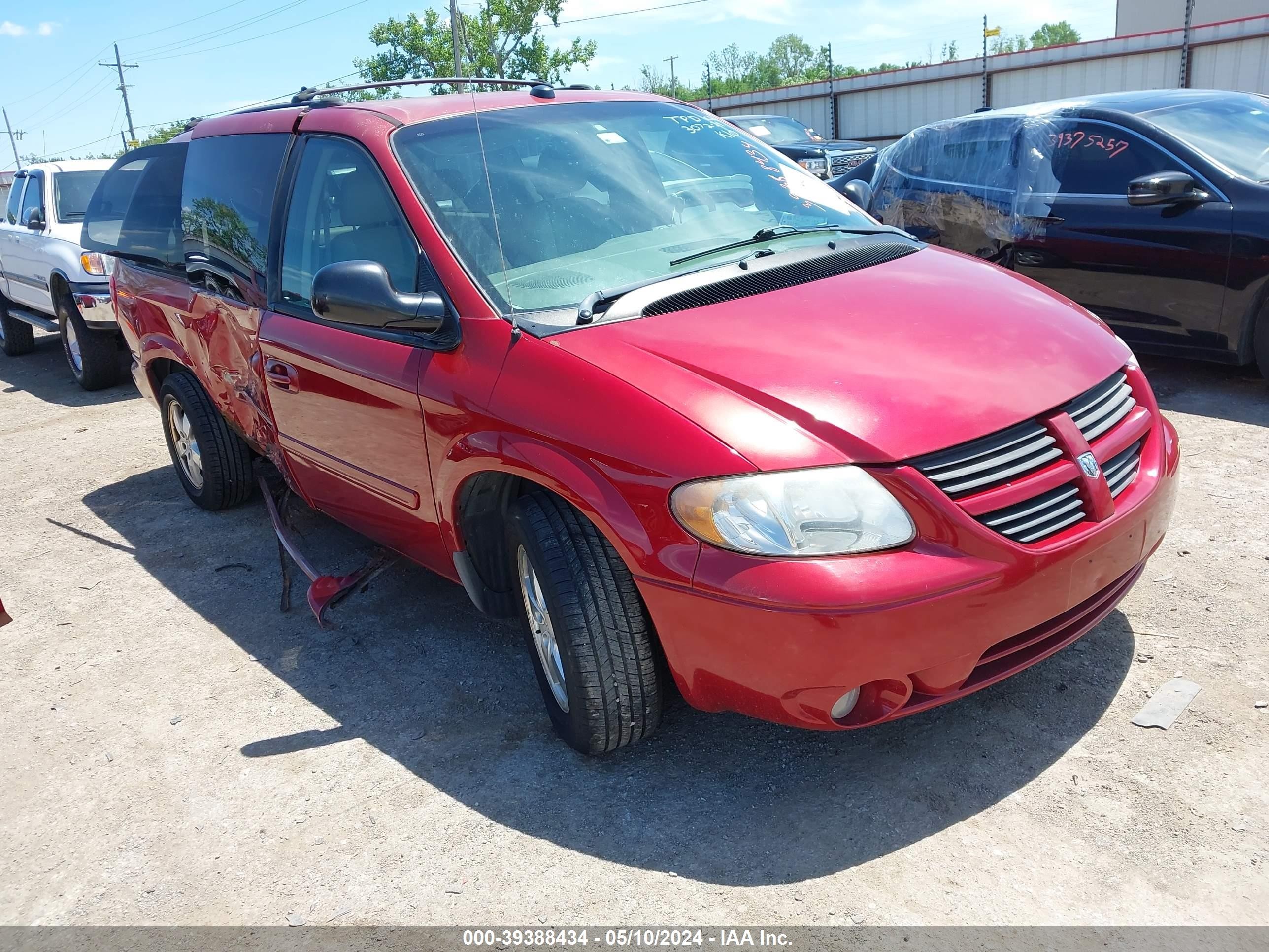 DODGE CARAVAN 2005 2d4gp44l25r585251