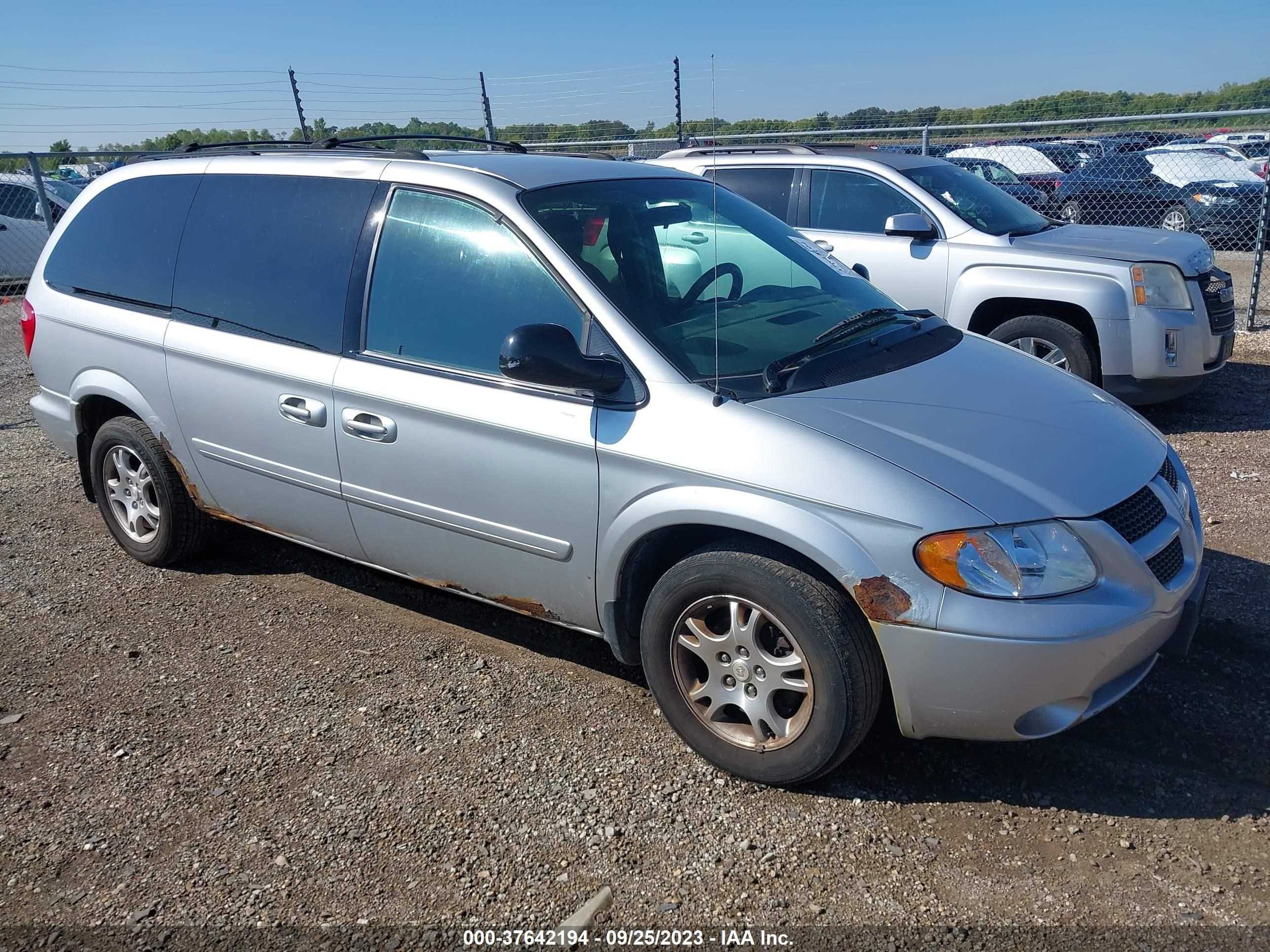 DODGE CARAVAN 2004 2d4gp44l34r601455