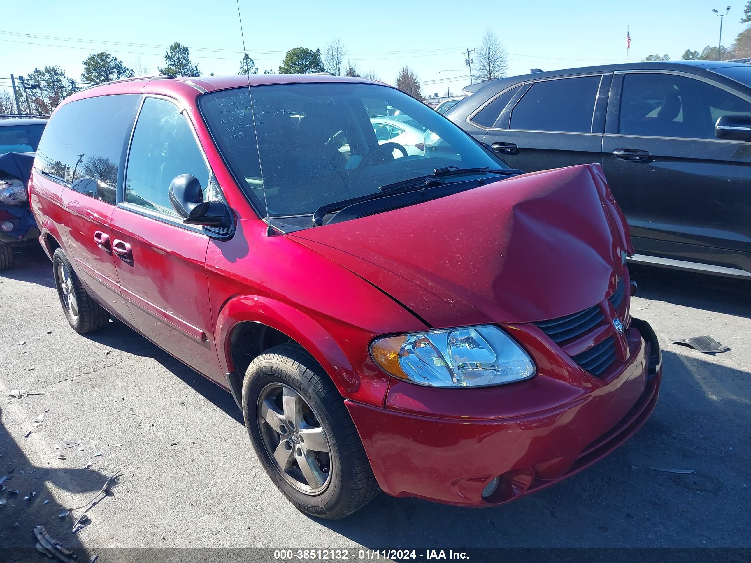 DODGE CARAVAN 2005 2d4gp44l35r195954