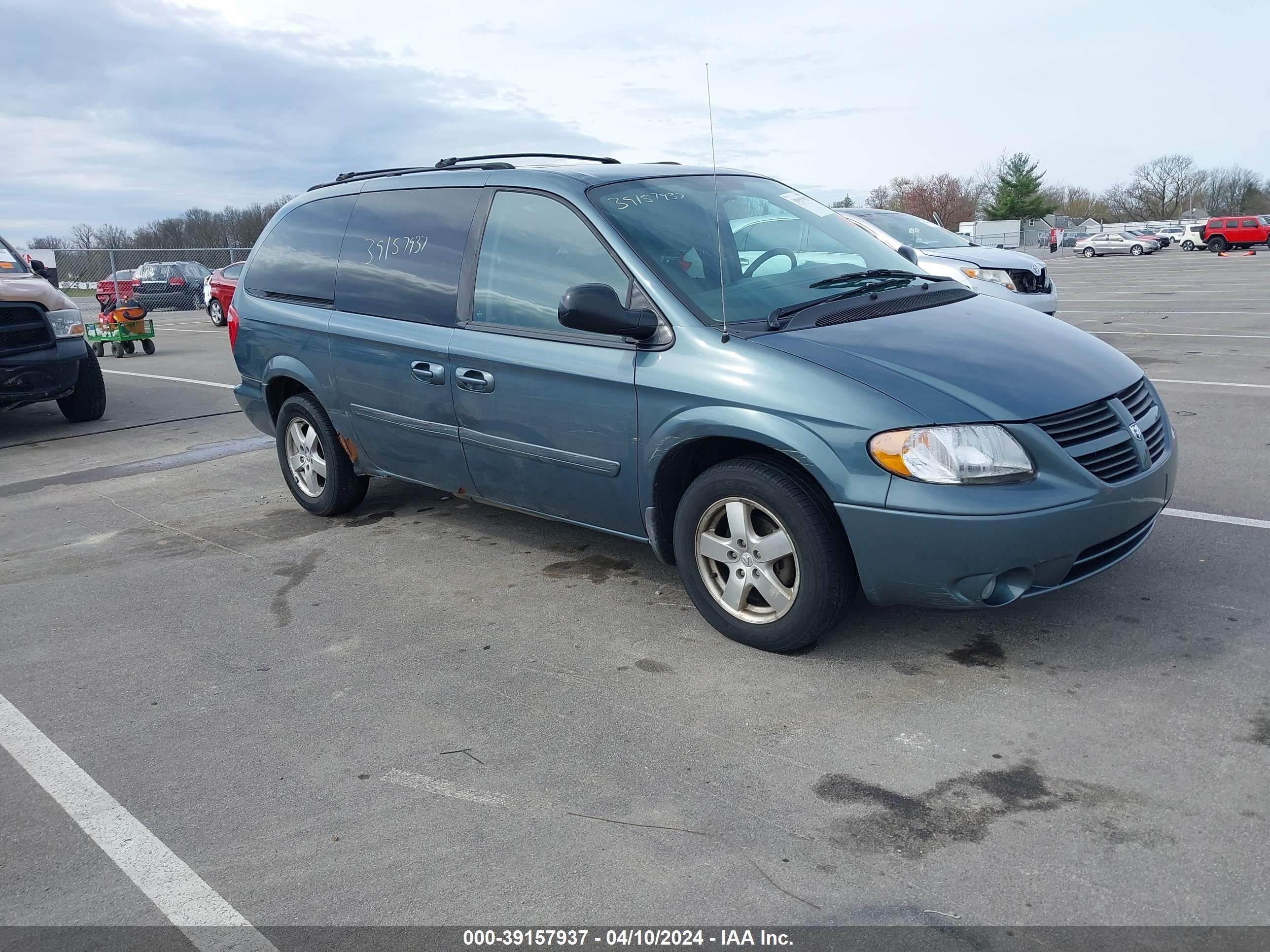 DODGE CARAVAN 2006 2d4gp44l36r756848