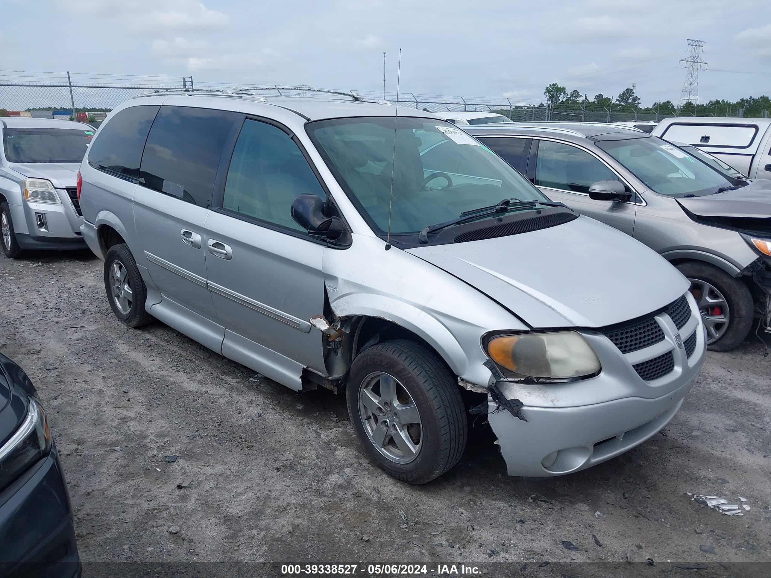 DODGE CARAVAN 2004 2d4gp44l74r591237