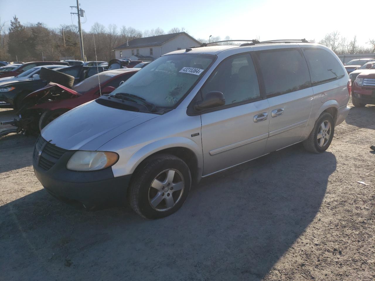 DODGE CARAVAN 2005 2d4gp44l95r373009