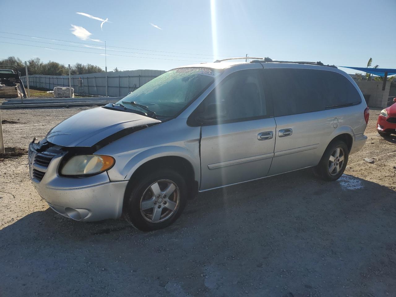 DODGE CARAVAN 2005 2d4gp44l95r447402