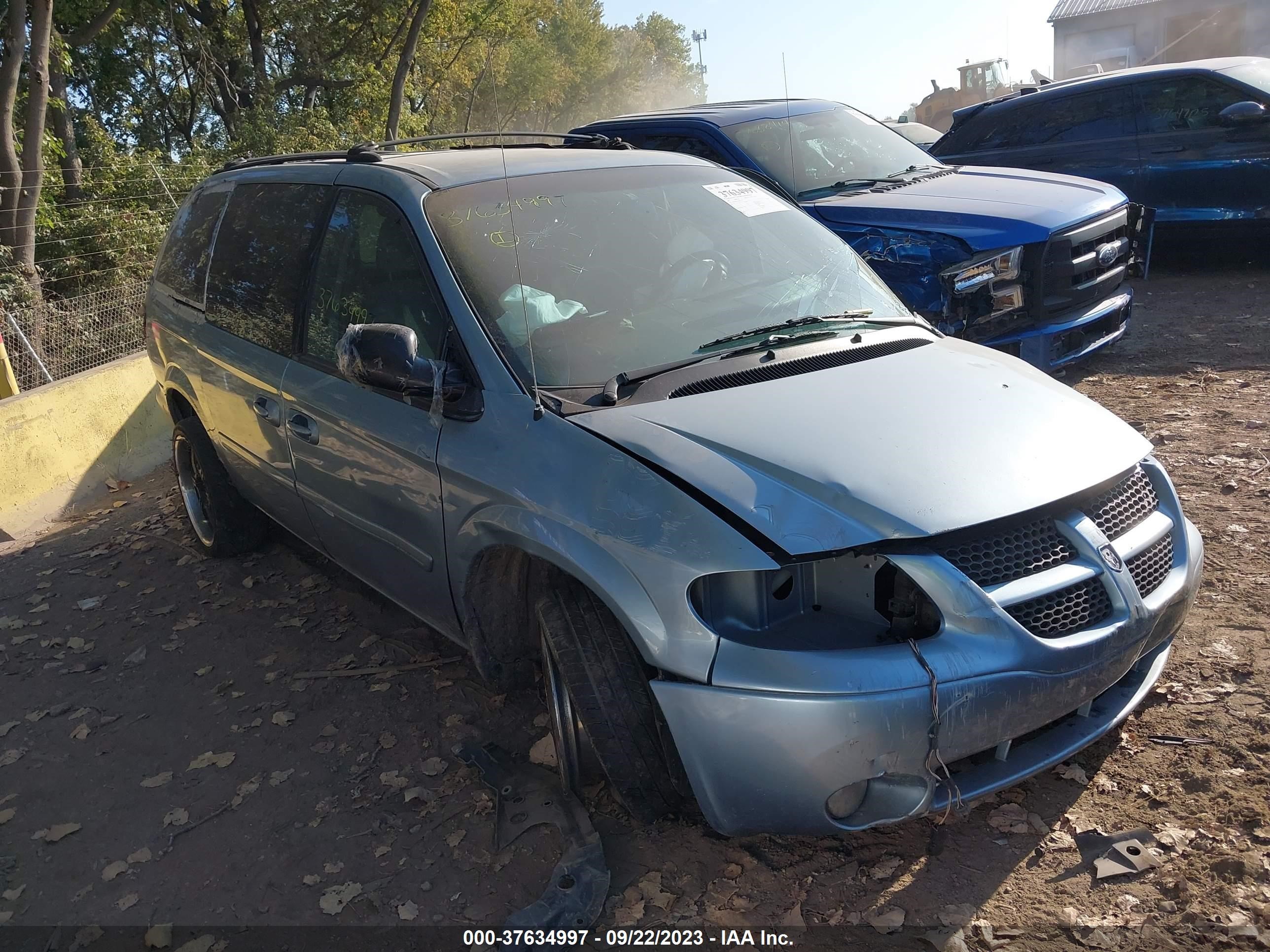 DODGE CARAVAN 2004 2d4gp44lx4r560497