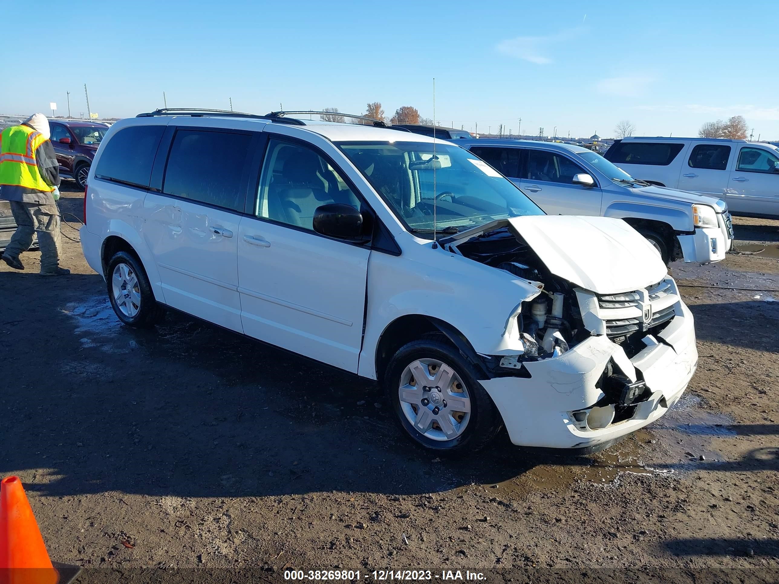 DODGE CARAVAN 2010 2d4rn4de5ar154011