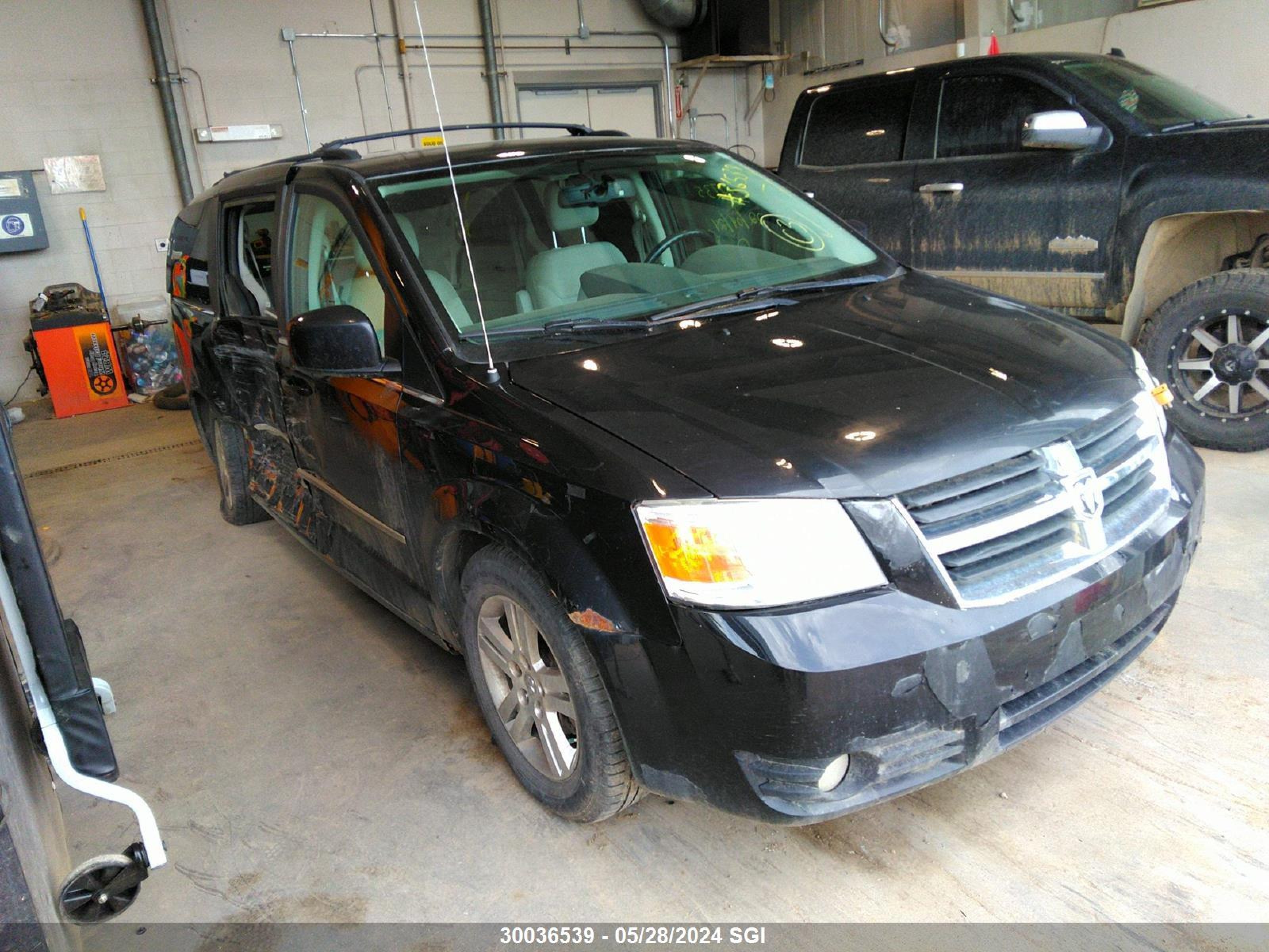 DODGE CARAVAN 2010 2d4rn4dx5ar485740