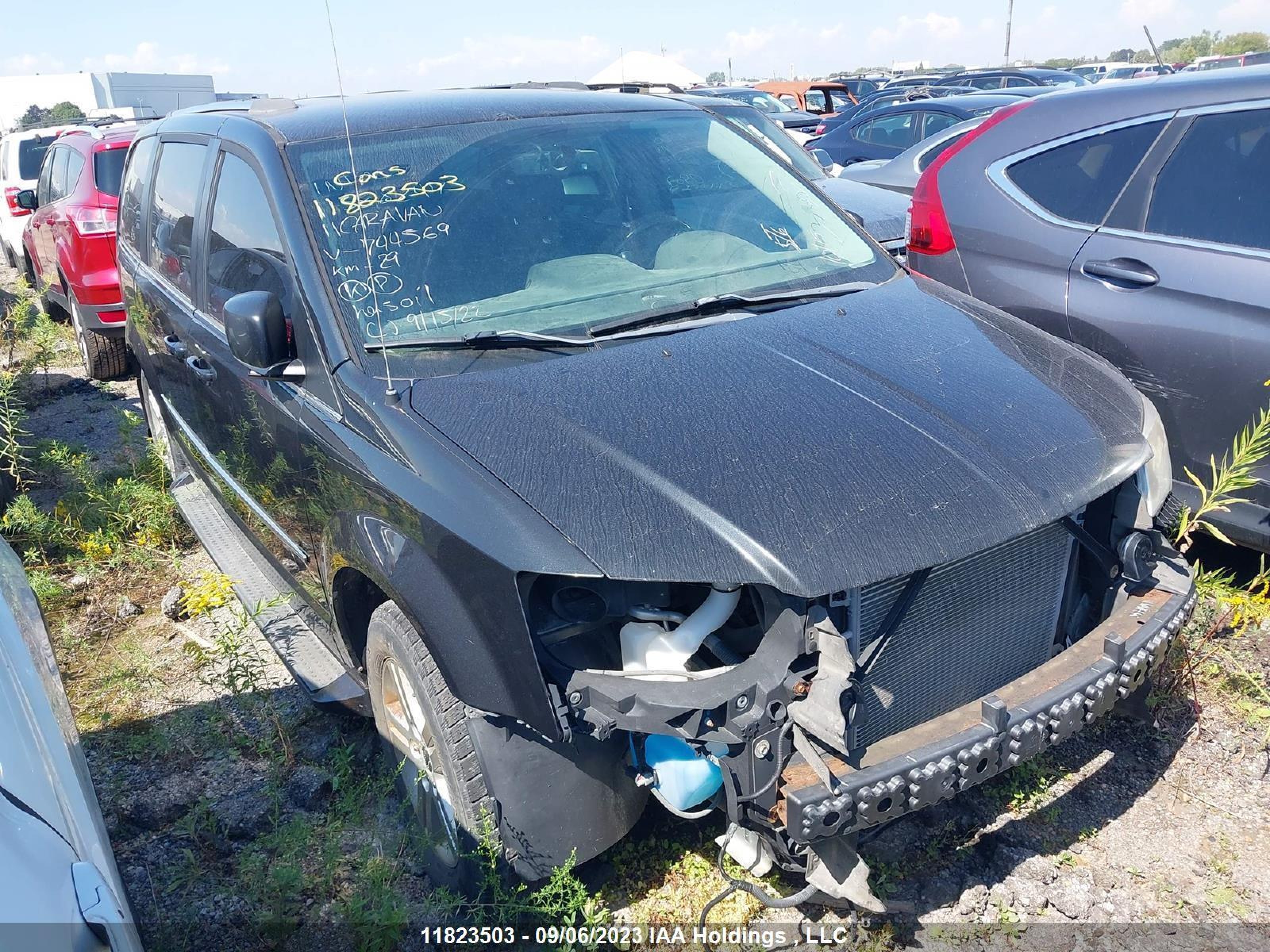 DODGE CARAVAN 2011 2d4rn5dg3br744569