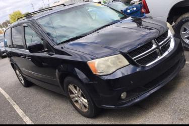 DODGE GRAND CARAVAN 2011 2d4rn5dg6br711372