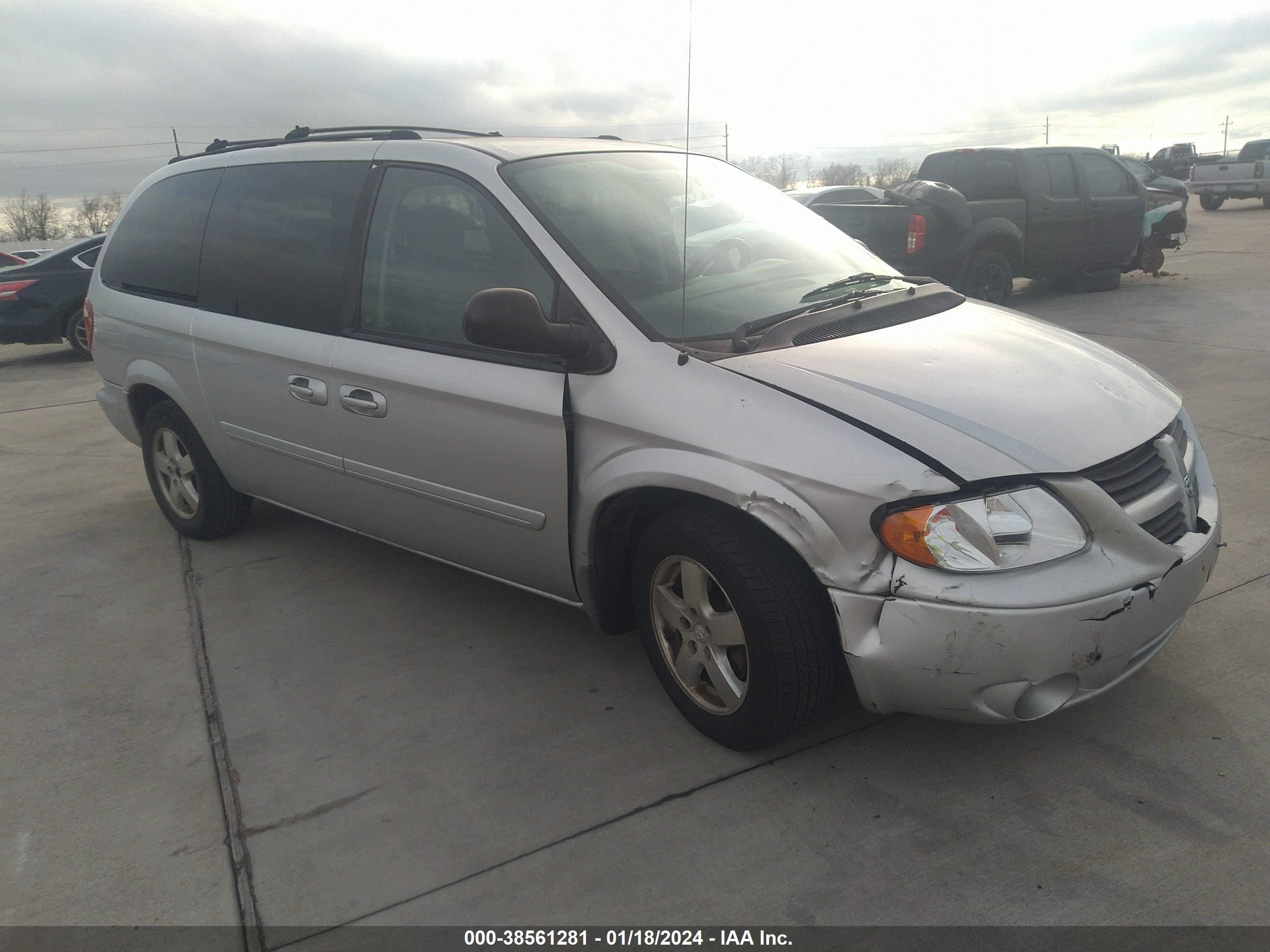 DODGE CARAVAN 2006 2d8gp44l46r617732