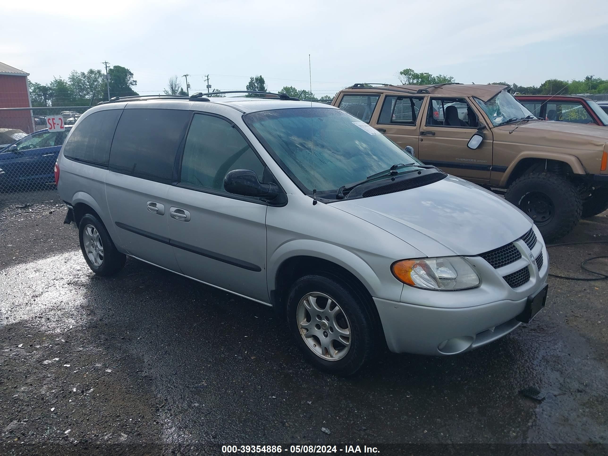 DODGE CARAVAN 2003 2d8gp44l73r269923