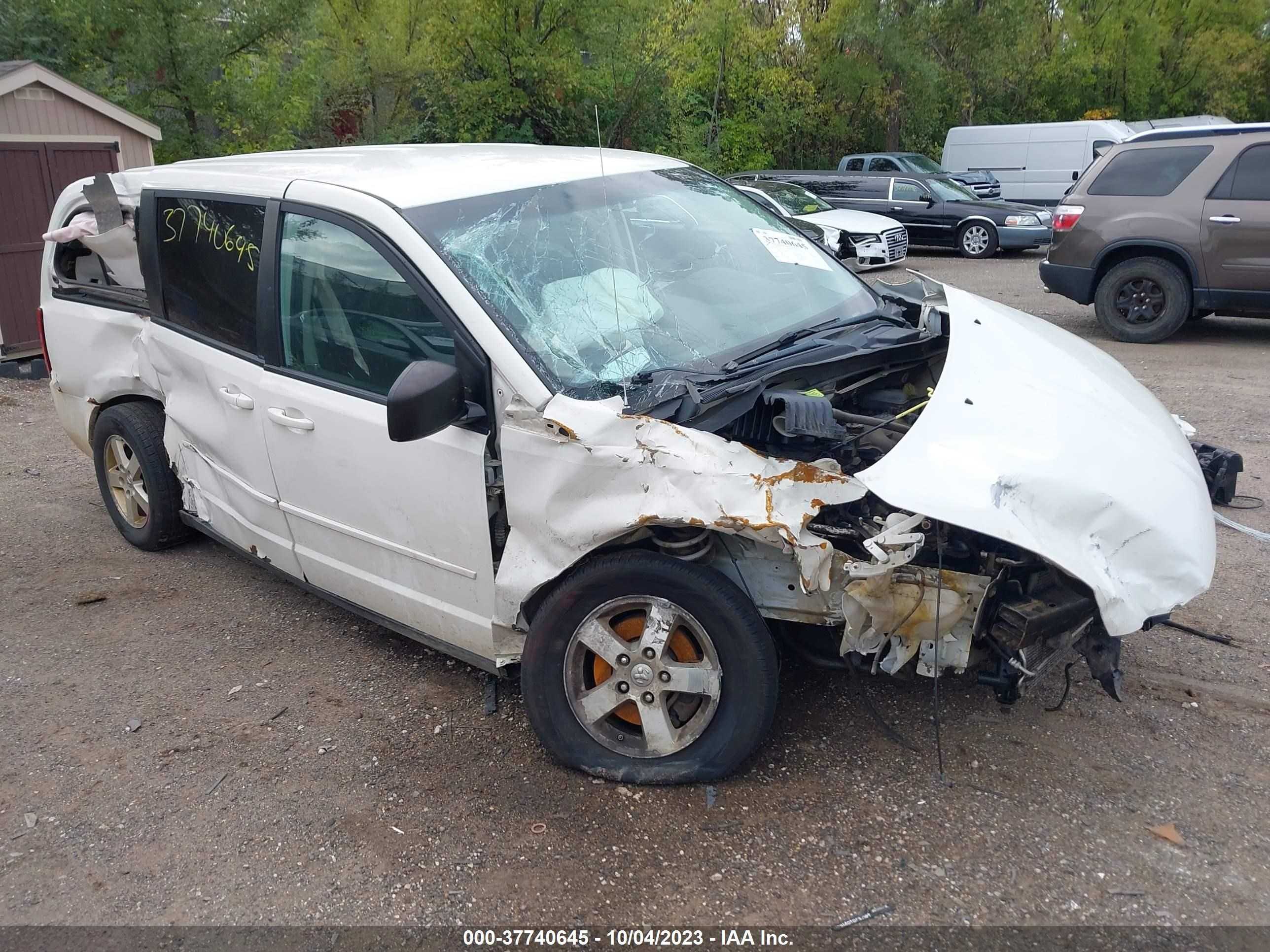 DODGE CARAVAN 2009 2d8hn44e59r636824