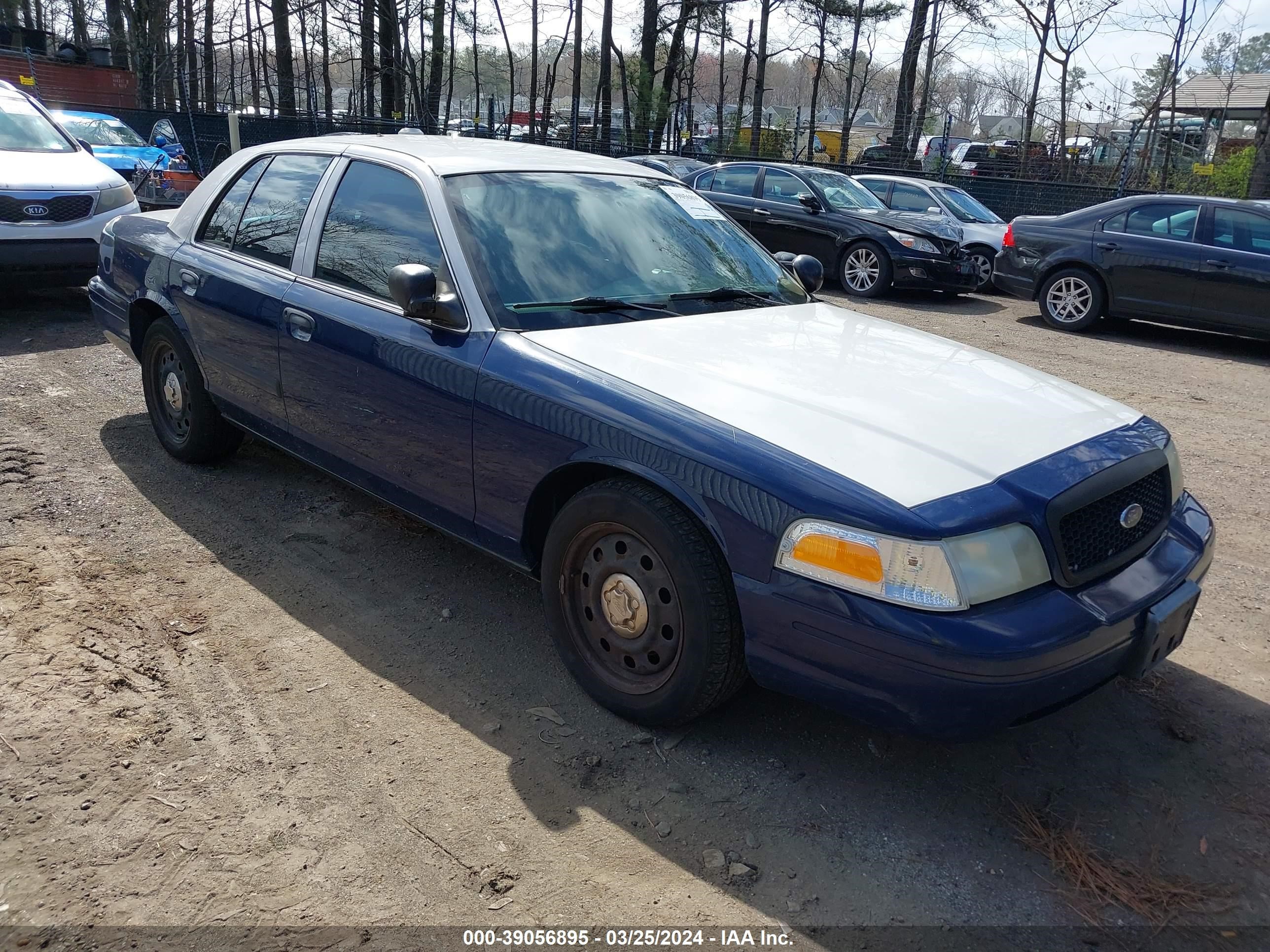 FORD CROWN VICTORIA 2011 2fabp7bv9bx128155