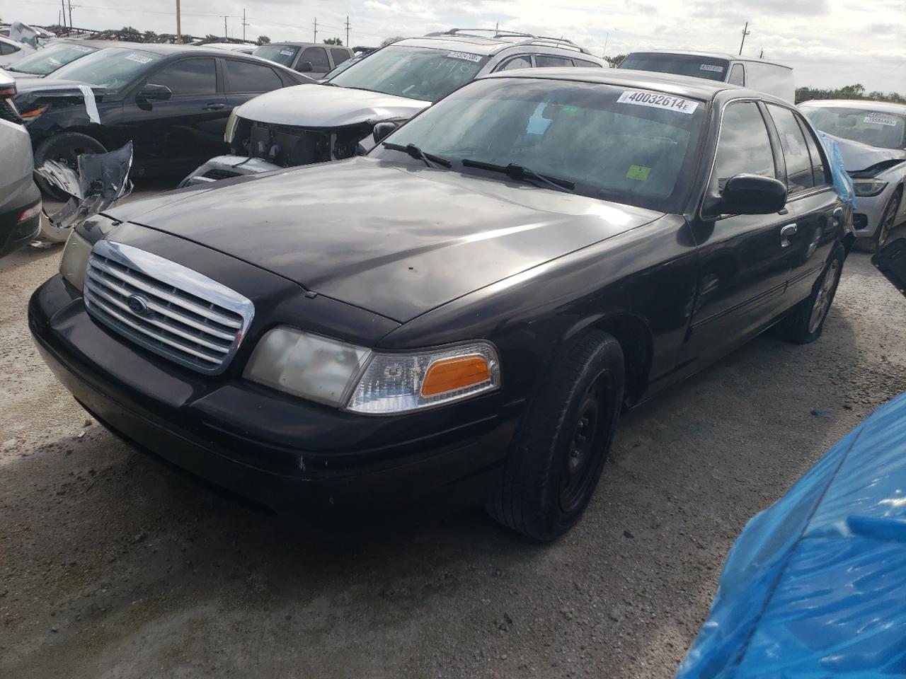 FORD CROWN VICTORIA 2011 2fabp7evxbx152654