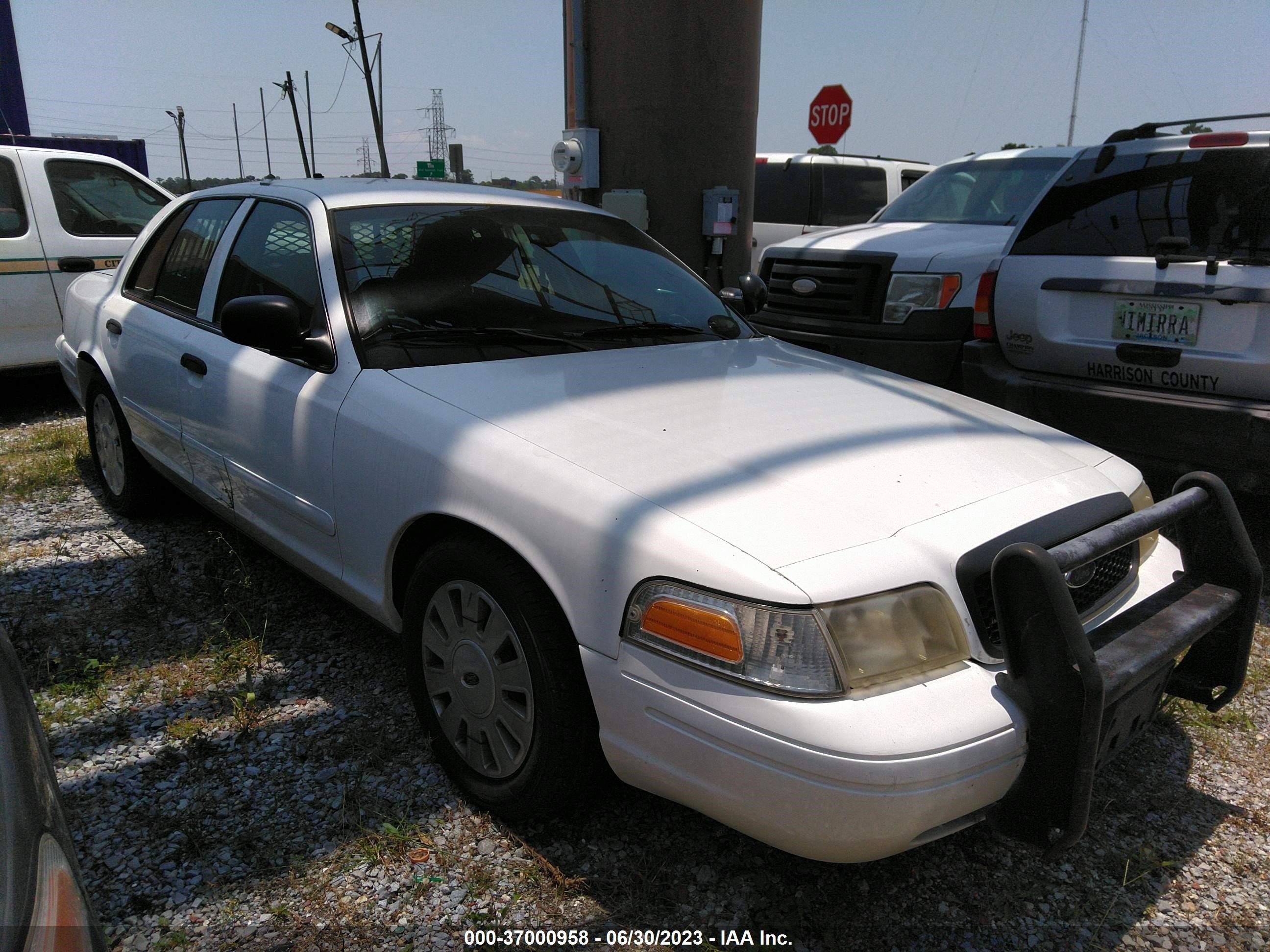 FORD CROWN VICTORIA 2007 2fafp71w07x112798