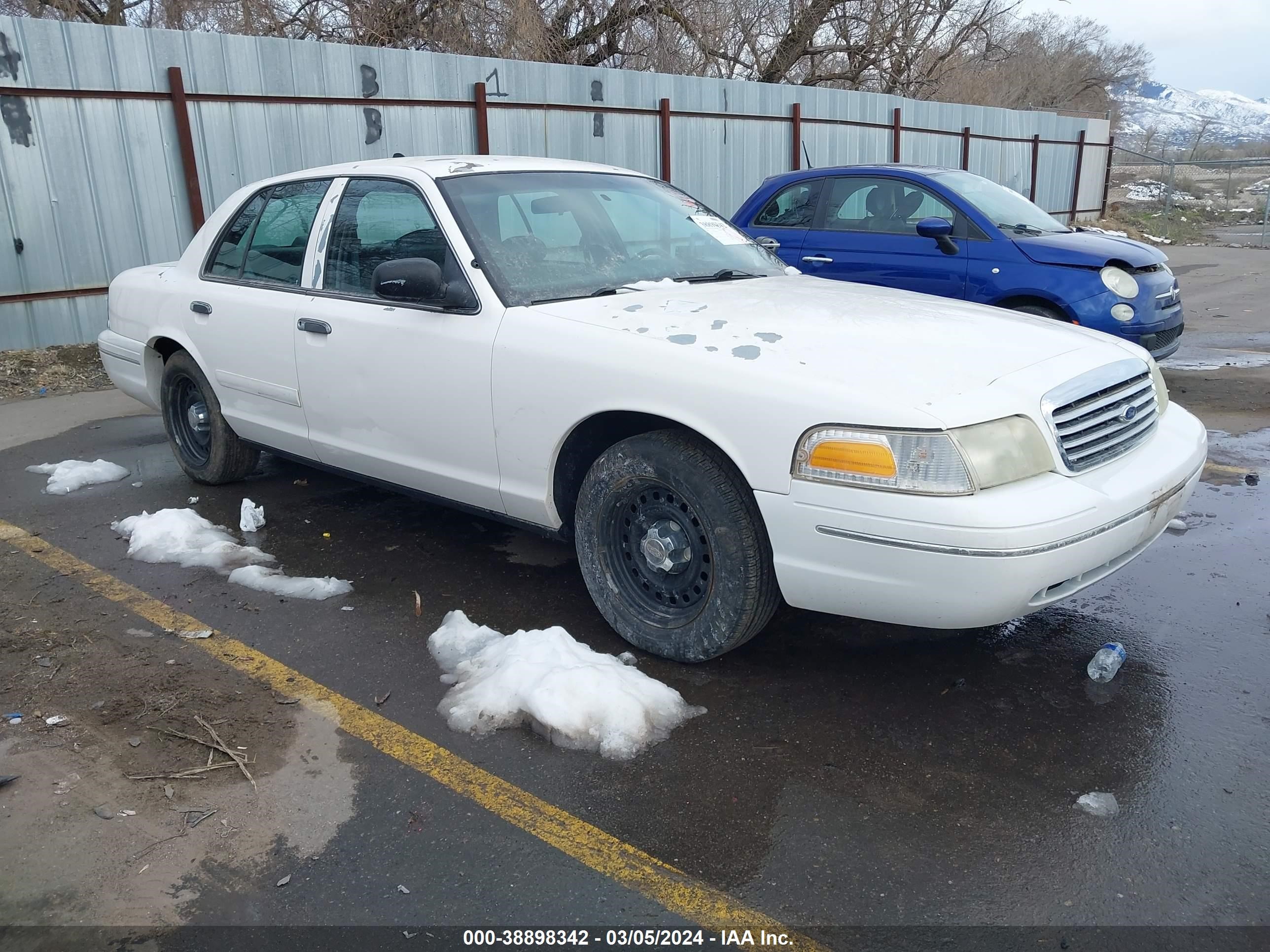 FORD CROWN VICTORIA 1998 2fafp71w1wx181143