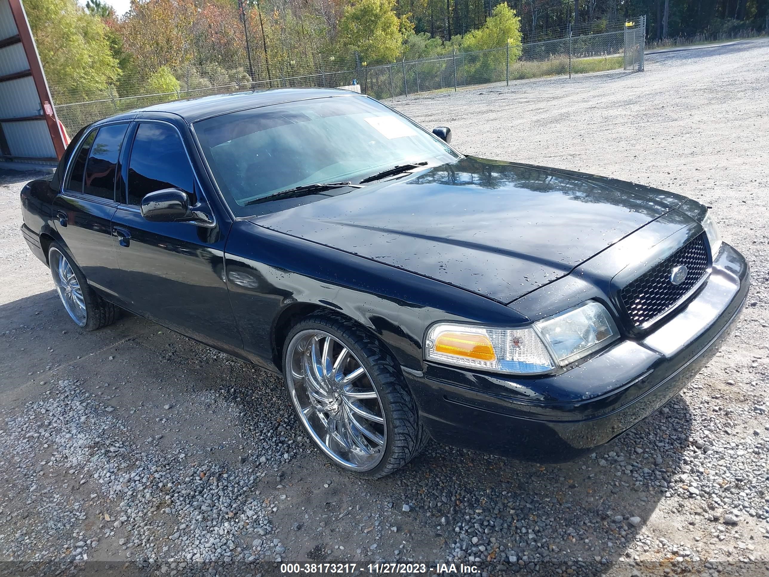 FORD CROWN VICTORIA 2005 2fafp71w25x175799