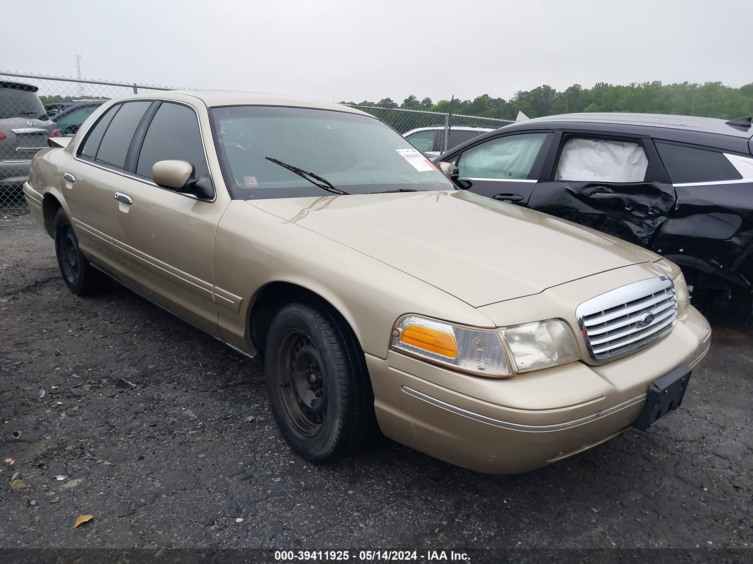 FORD CROWN VICTORIA 2000 2fafp71w4yx181365