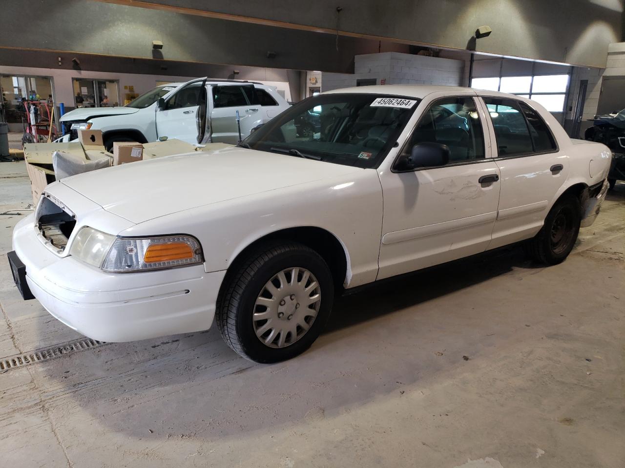 FORD CROWN VICTORIA 2002 2fafp71w72x128053