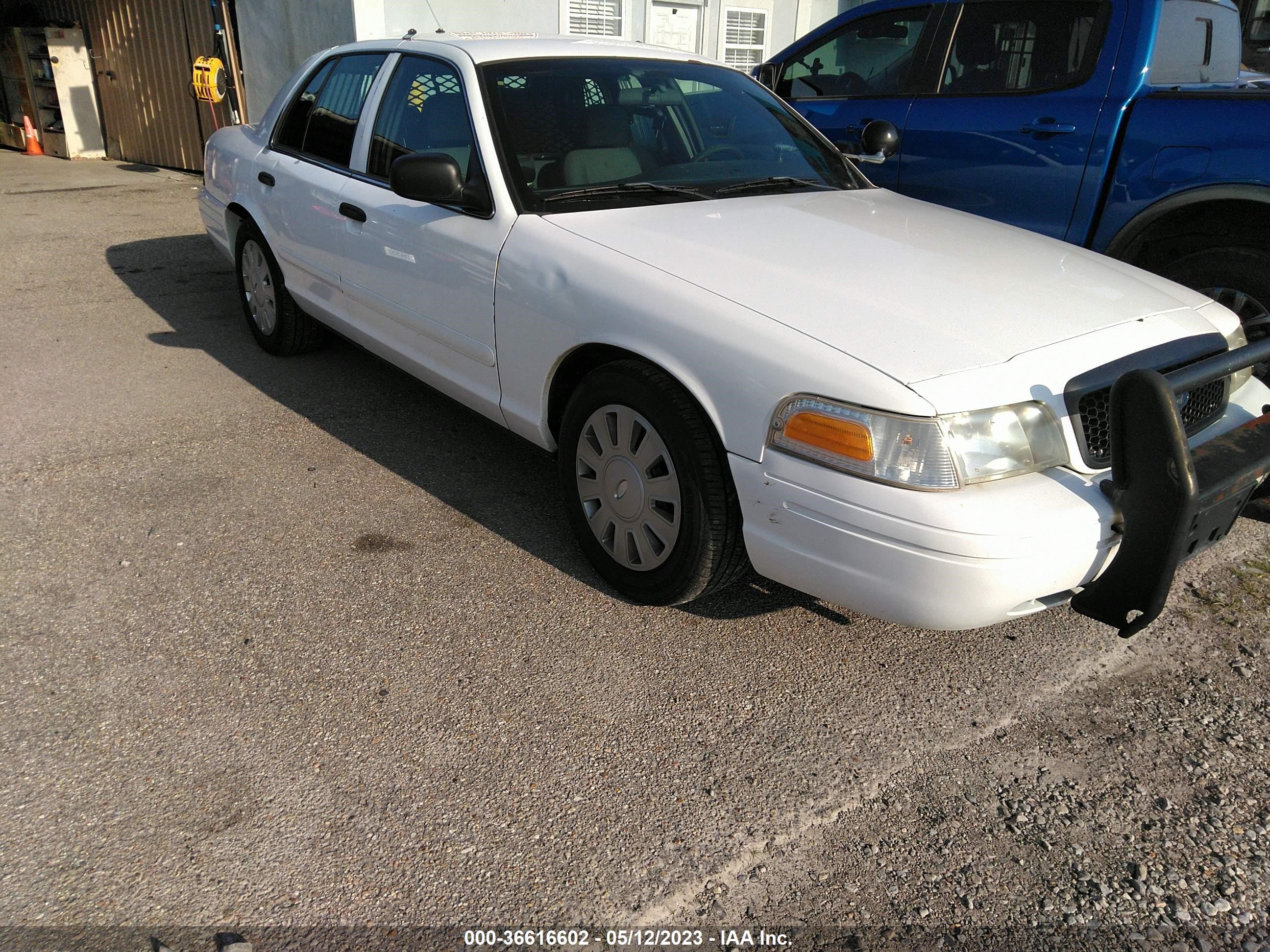 FORD CROWN VICTORIA 2007 2fafp71w87x115805