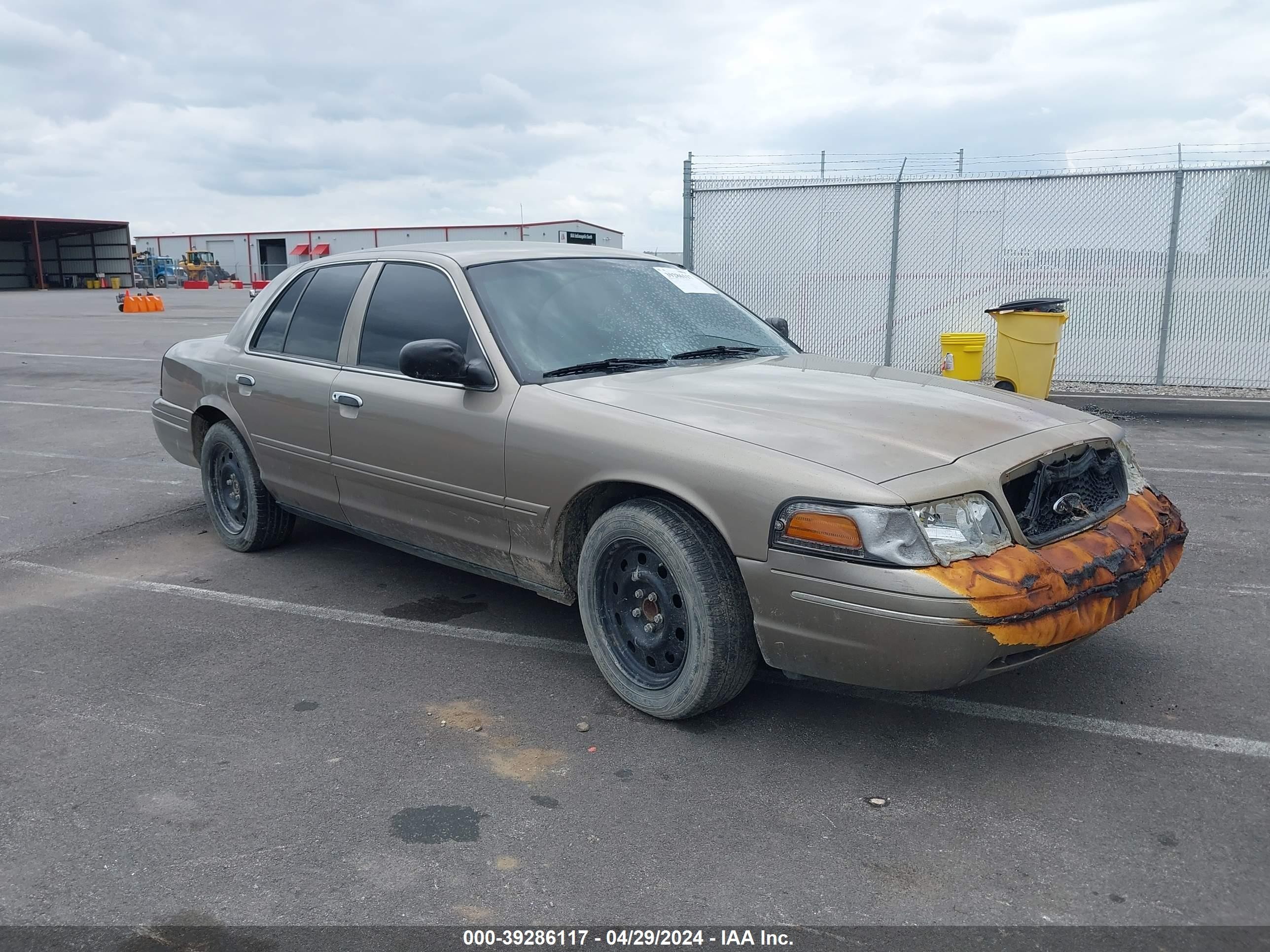 FORD CROWN VICTORIA 2003 2fafp71w93x222453