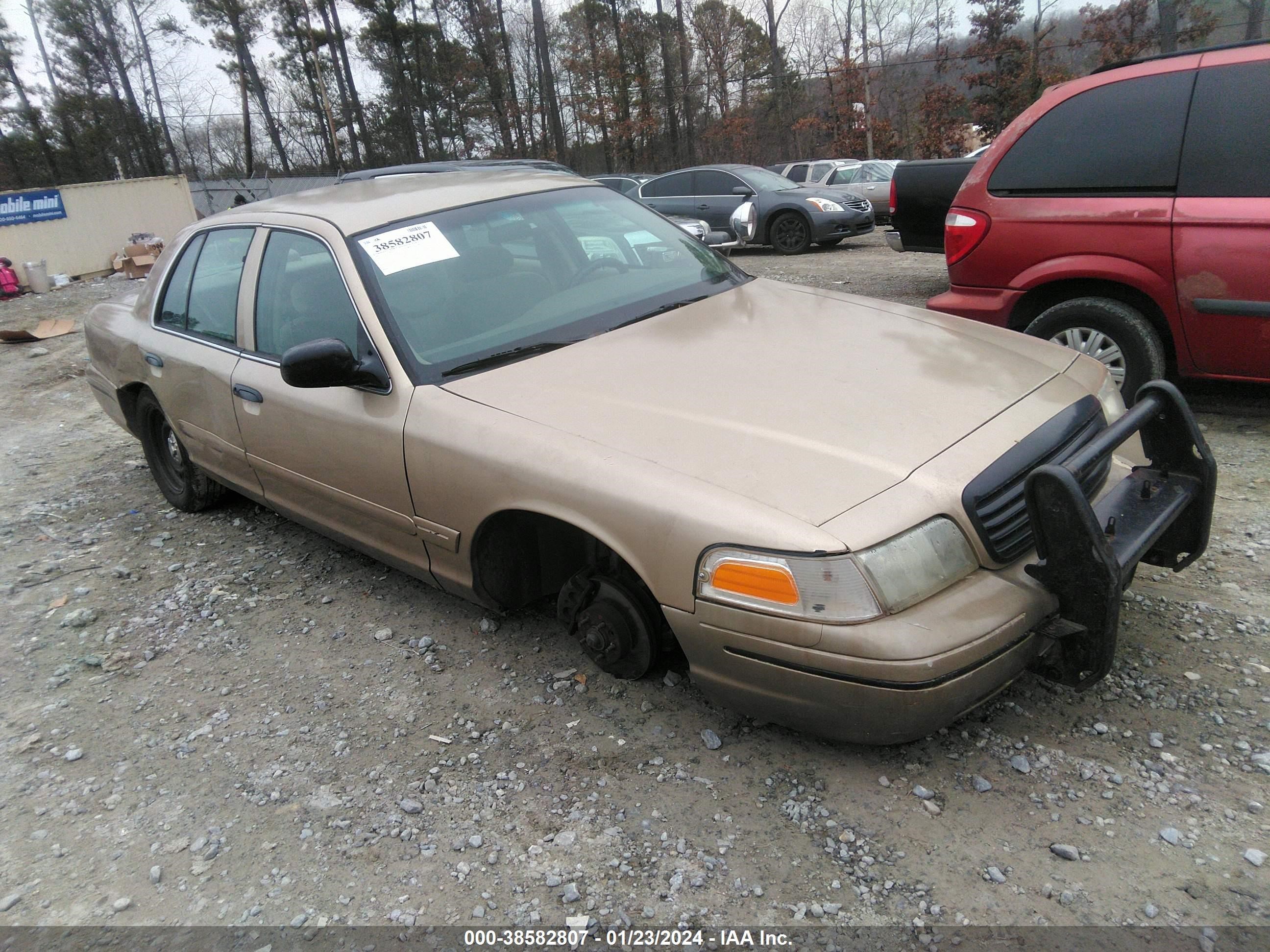 FORD CROWN VICTORIA 1999 2fafp71w9xx231112