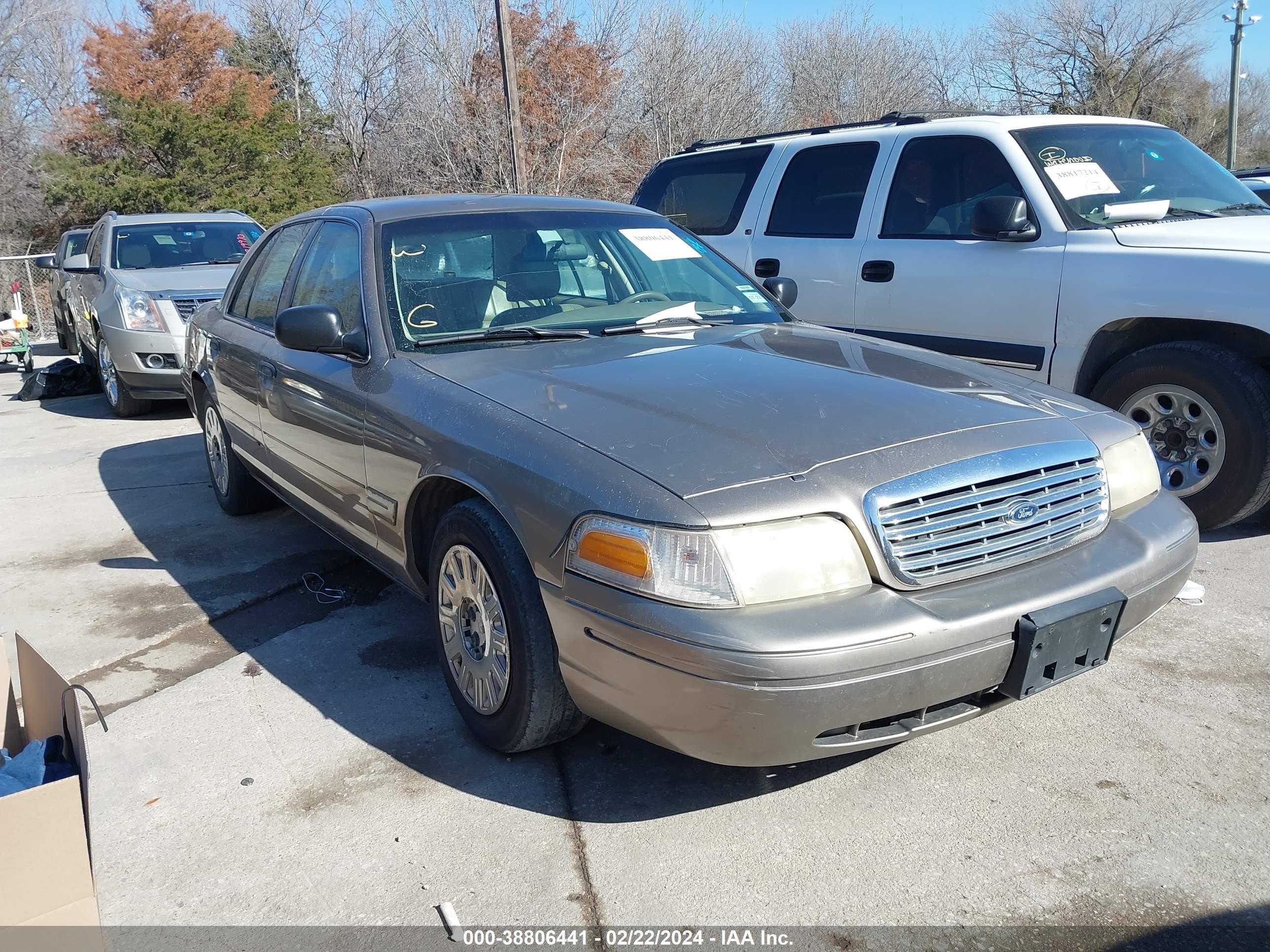 FORD CROWN VICTORIA 2005 2fafp73w65x114422