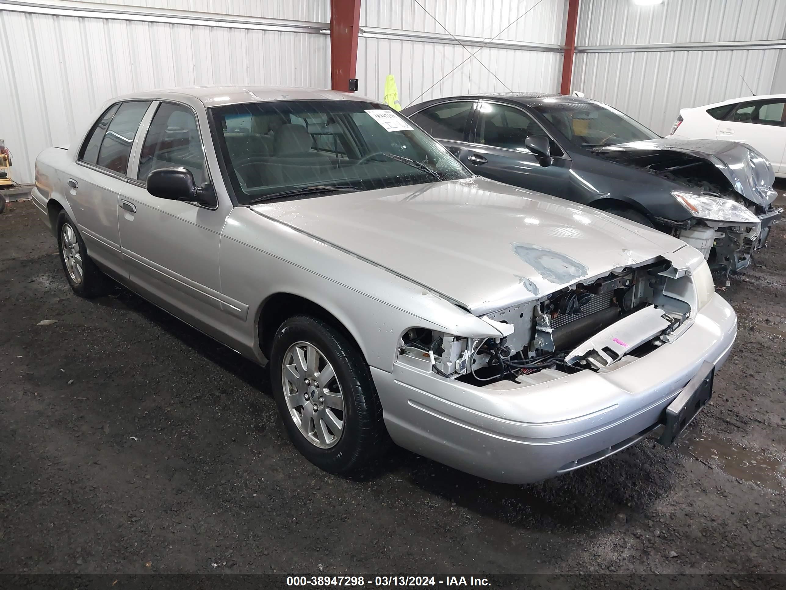 FORD CROWN VICTORIA 2007 2fafp74v57x113593