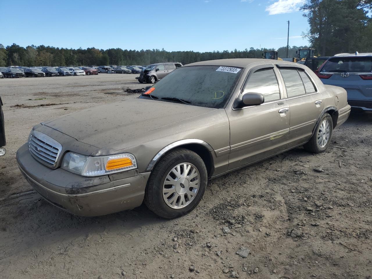 FORD CROWN VICTORIA 2005 2fafp74w05x144529