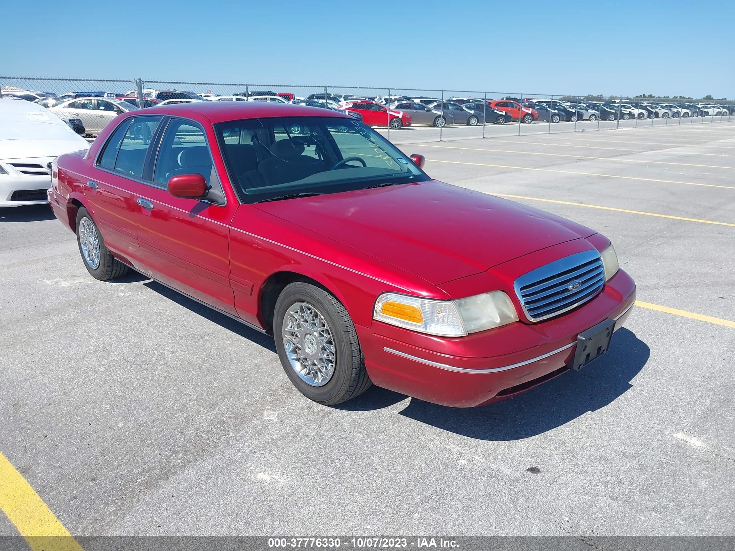 FORD CROWN VICTORIA 1998 2fafp74w0wx111273