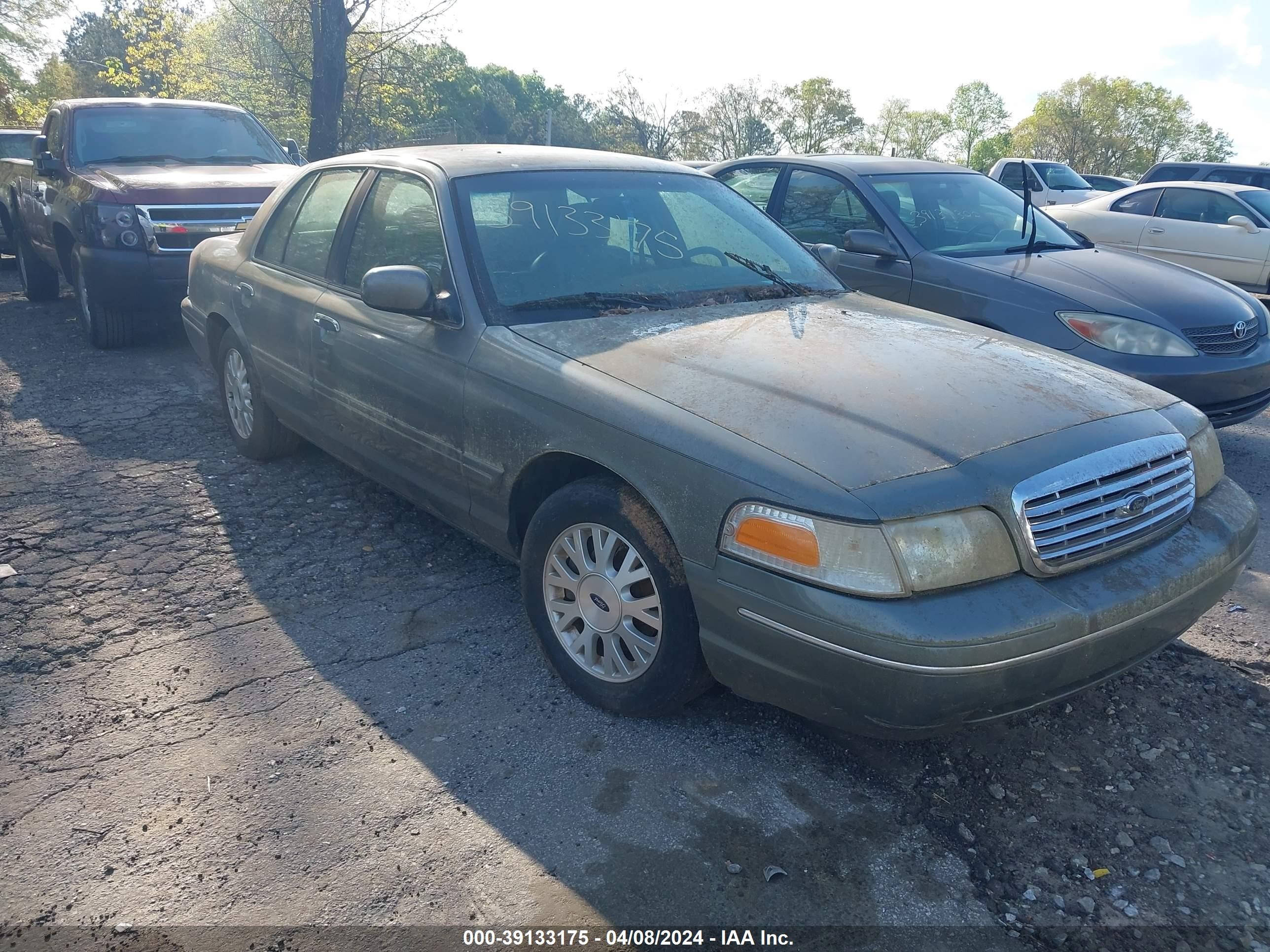 FORD CROWN VICTORIA 2003 2fafp74w73x103571