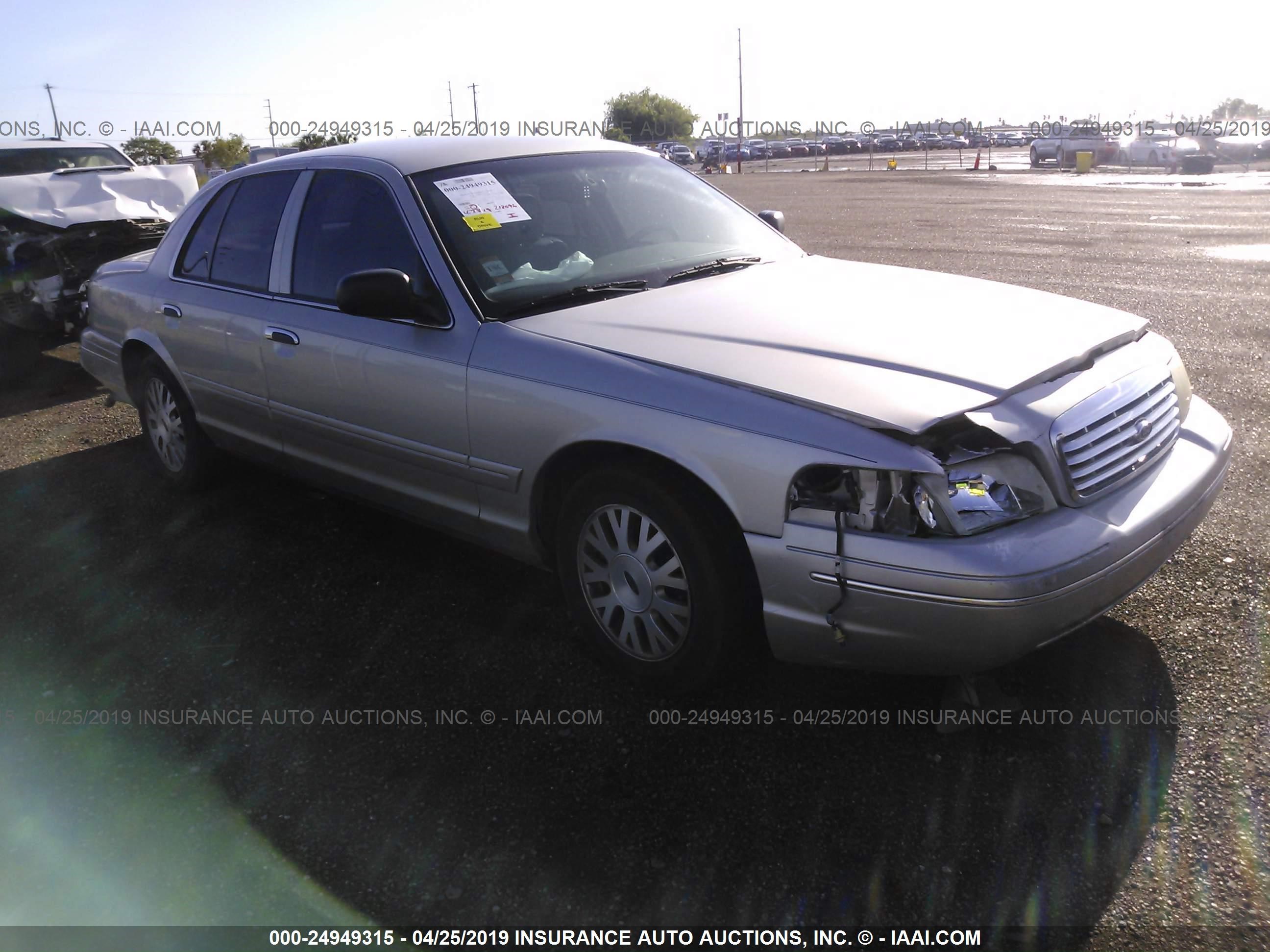 FORD CROWN VICTORIA 2004 2fafp74w84x133115