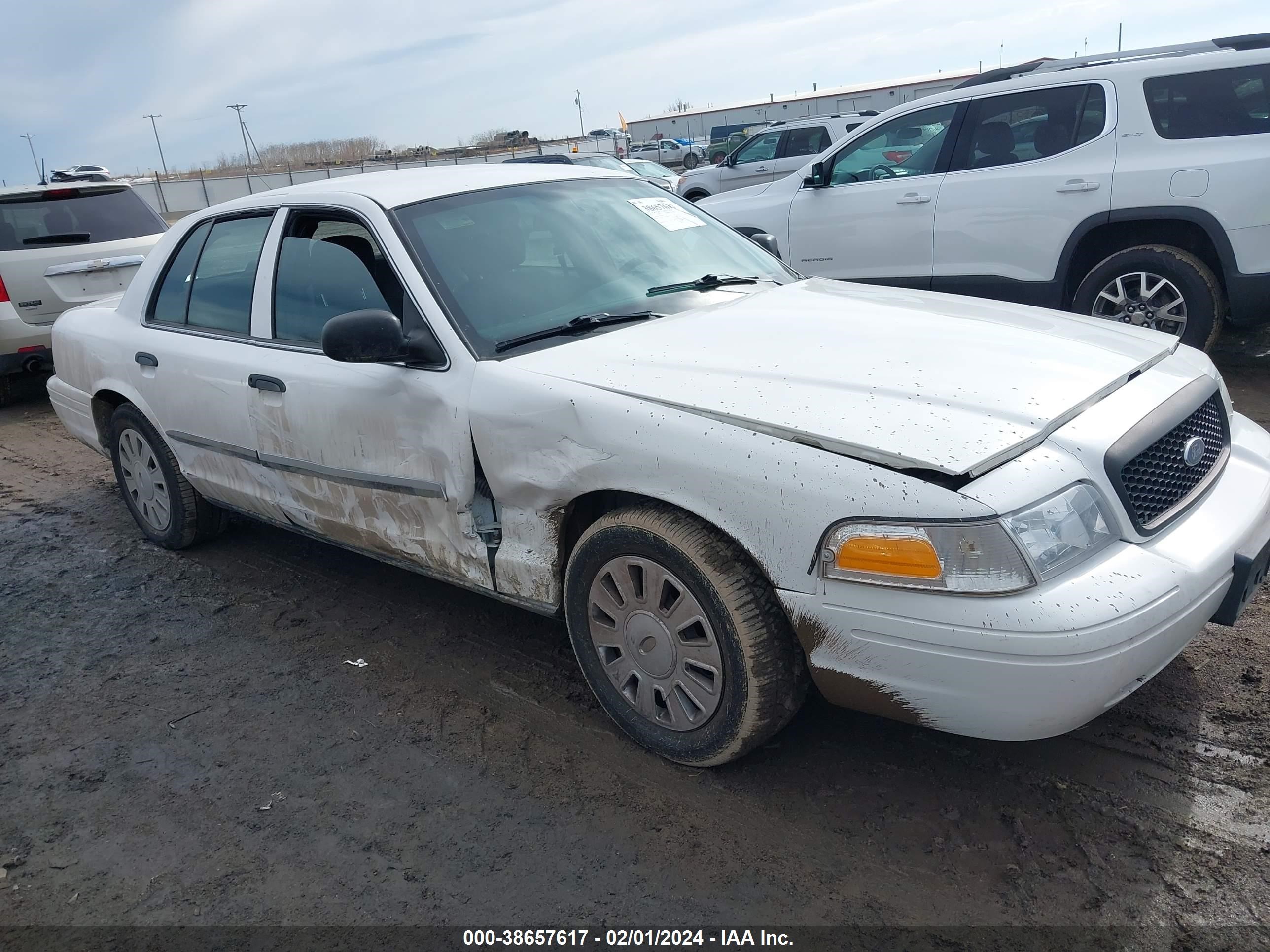 FORD CROWN VICTORIA 2009 2fahp71v59x148652