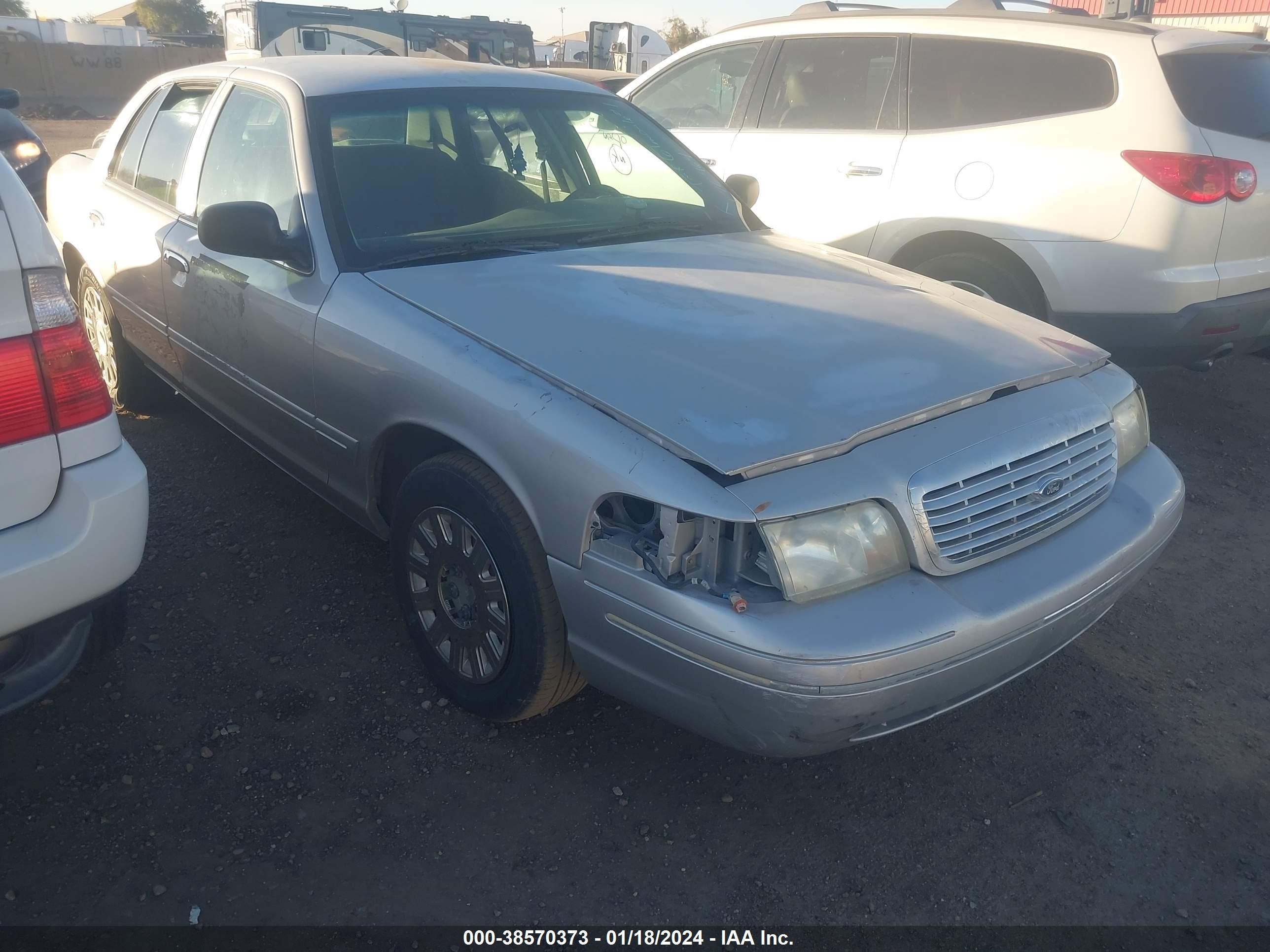 FORD CROWN VICTORIA 2004 2fahp71w84x176964