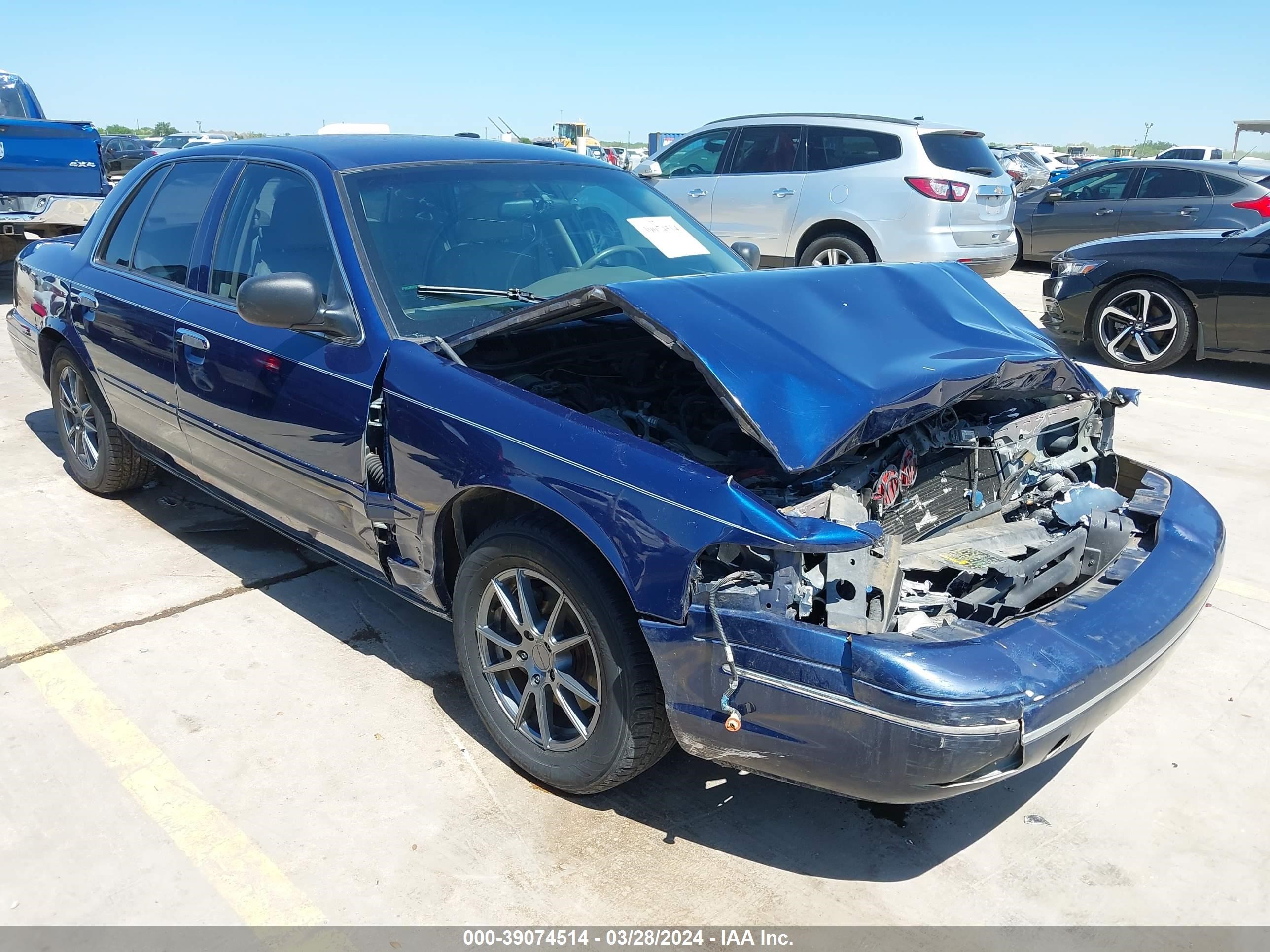 FORD CROWN VICTORIA 2004 2fahp74w94x110323