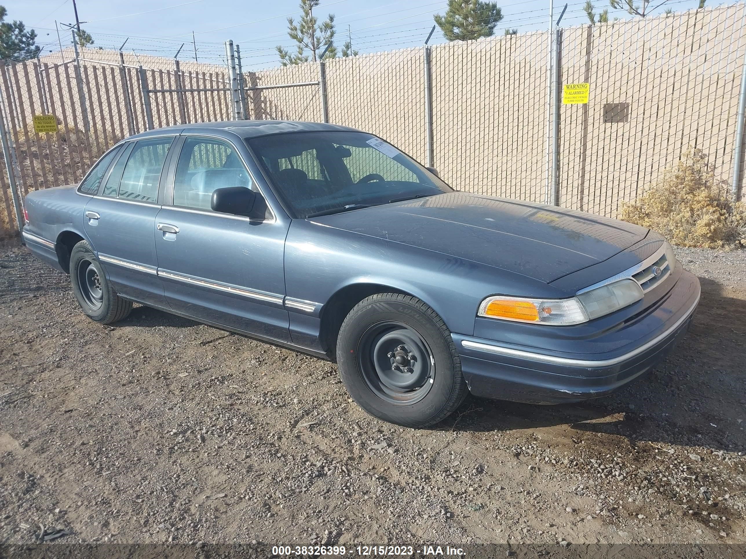 FORD CROWN VICTORIA 1996 2falp73w0tx109362