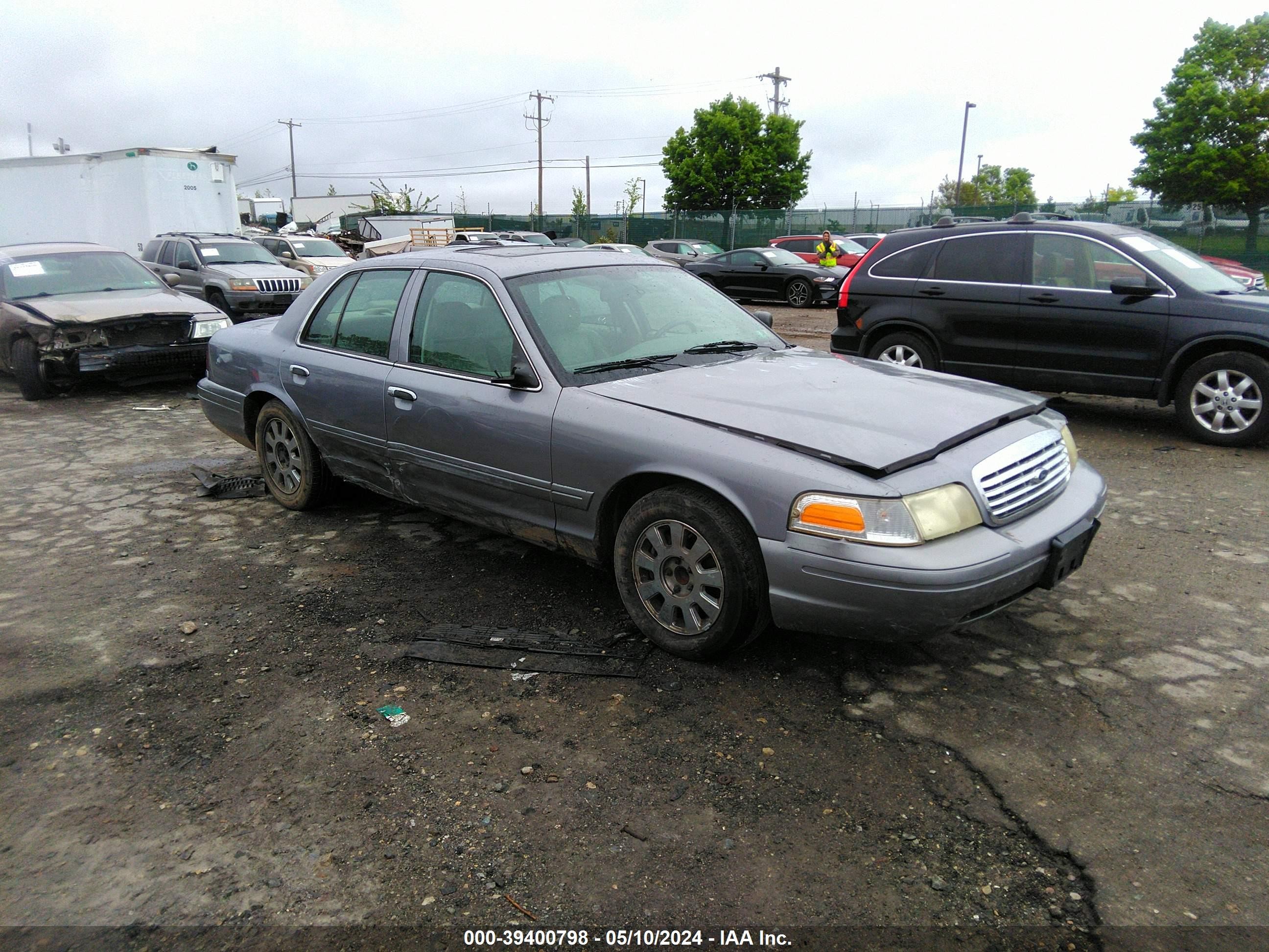 FORD CROWN VICTORIA 2006 2fdhp74w26x101629