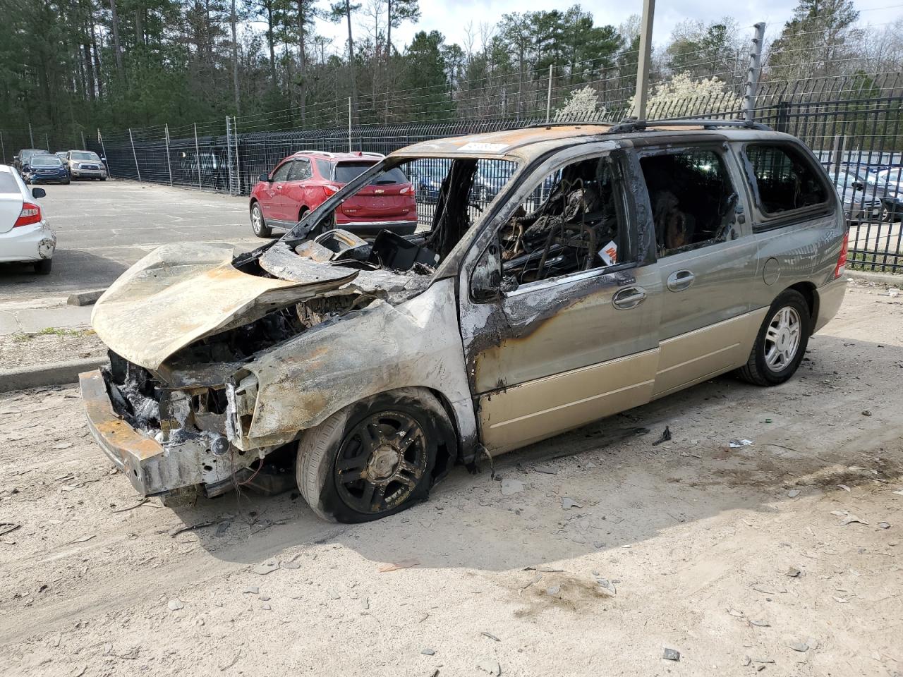 FORD FREESTAR 2004 2fmda58254ba53097