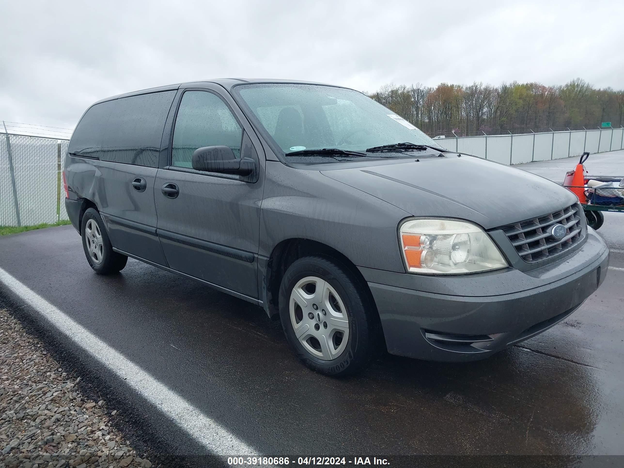 FORD FREESTAR 2004 2fmza506x4ba90571