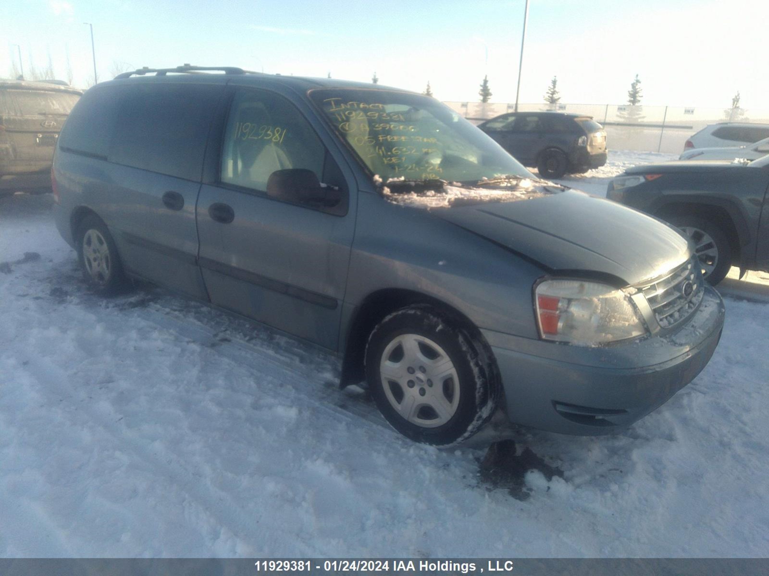 FORD FREESTAR 2005 2fmza552x5ba39000