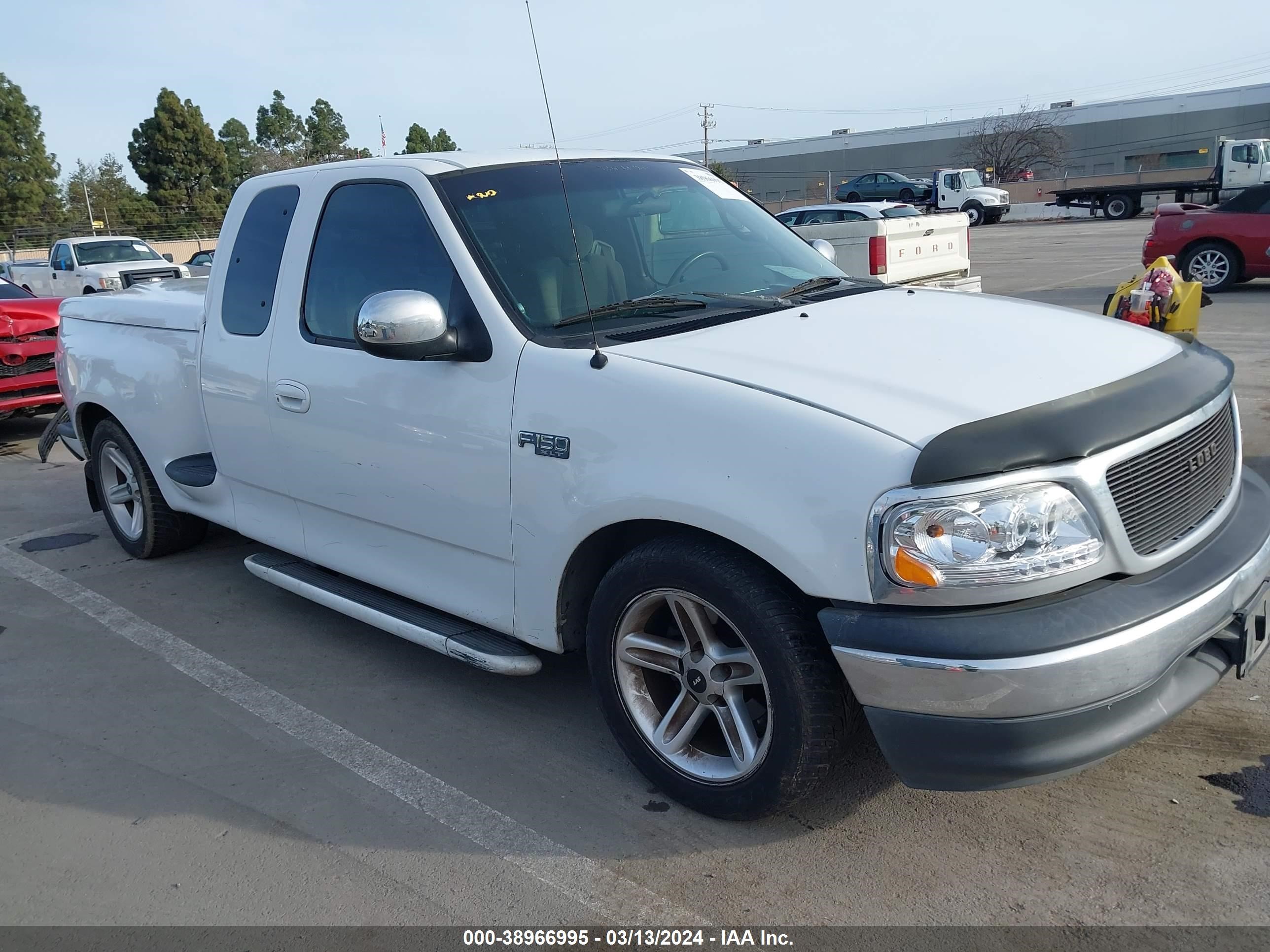 FORD F-150 2001 2ftzx07231ca71178