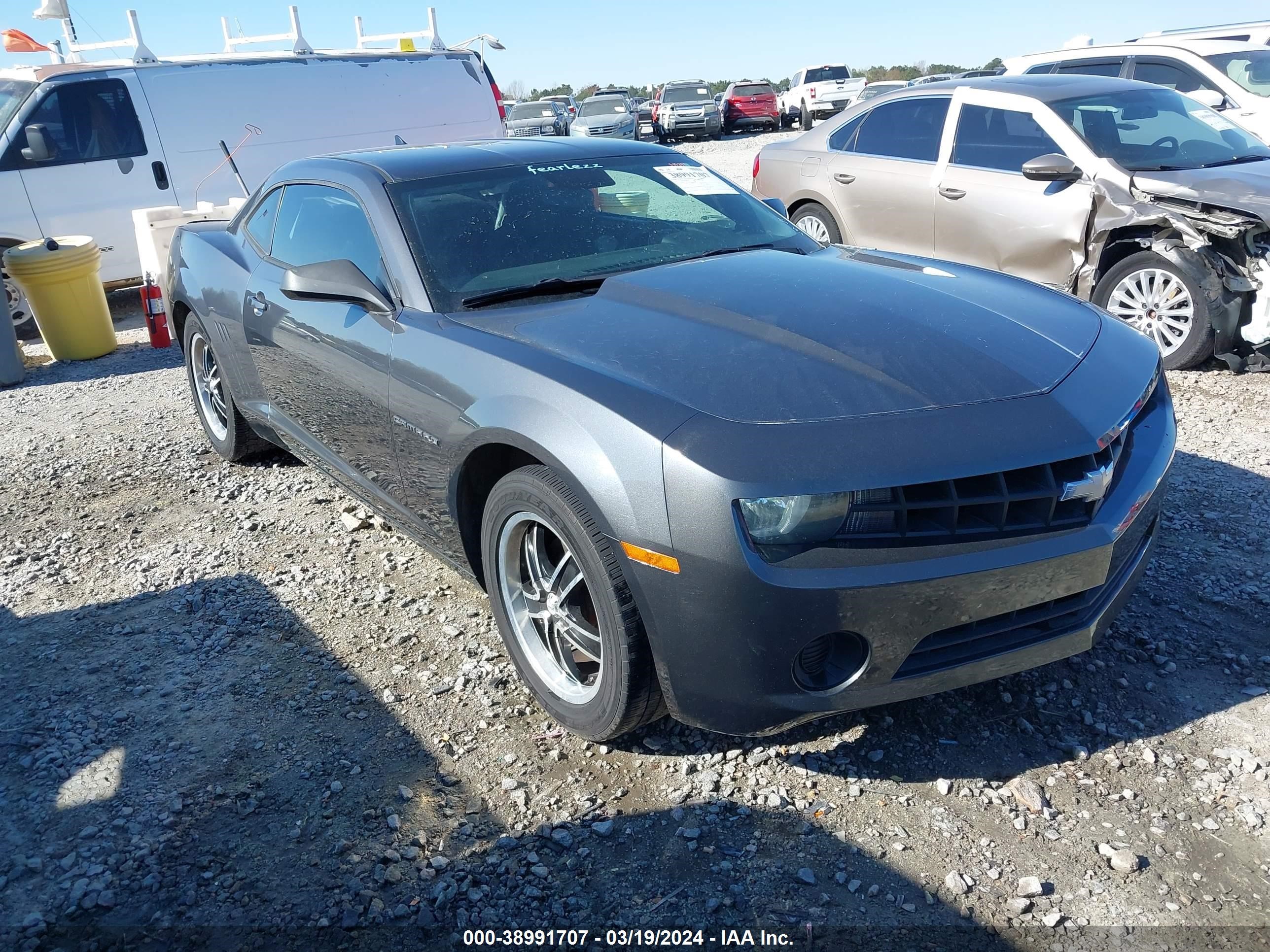 CHEVROLET CAMARO 2010 2g1fa1ev5a9207436